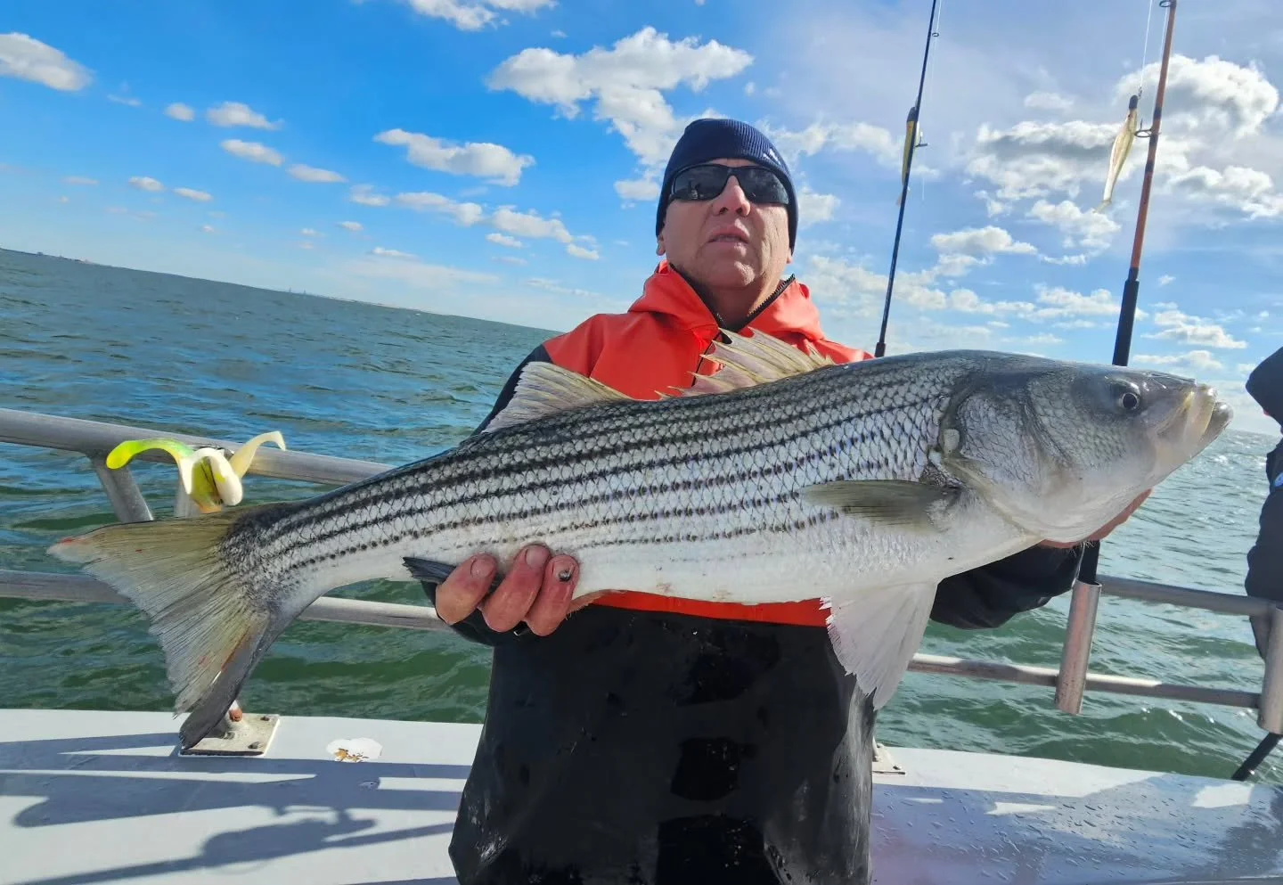 Back out this morning after a week off with the never ending wind. Today was no exception, it was blowing but it was fishable with the wind with the tide. Made our way out with a good crowd, not knowing what to expect. First couple areas we looked we