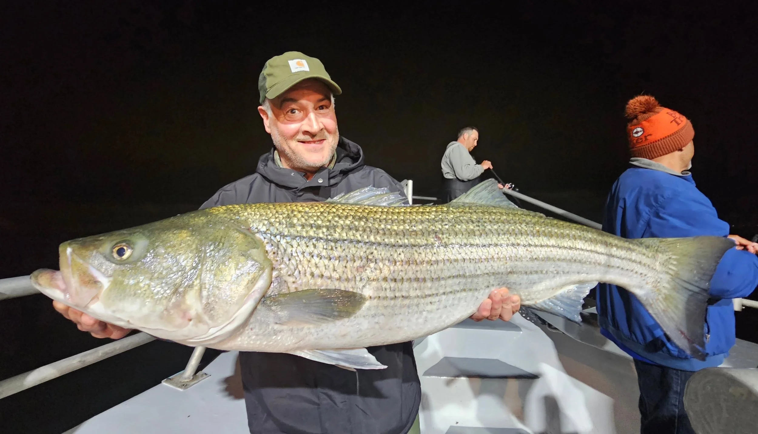 Shewwww that was a fun one! Great conditions = great bite!!🔥 Started the night where we've been fishing, but had very little current or drift so only picked a few fish. Took a ride to find some tide and it was game on as soon as we had the right dri