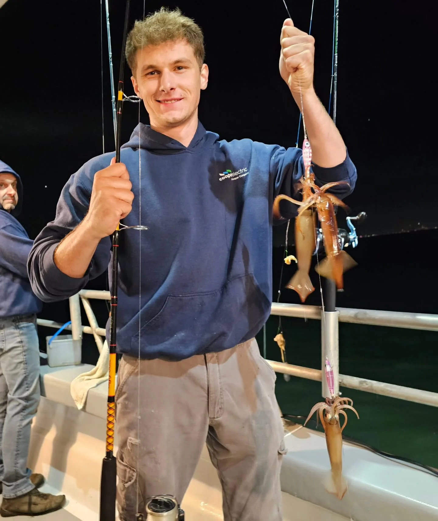 Squid, squid, squid!!!! 🔥🦑
A very successful first squid trip tonight! Got to the grounds, got the lights (both underwater and on the rails) all set up and started picking away shortly after. Once the squid settled into the lights it was game on, w