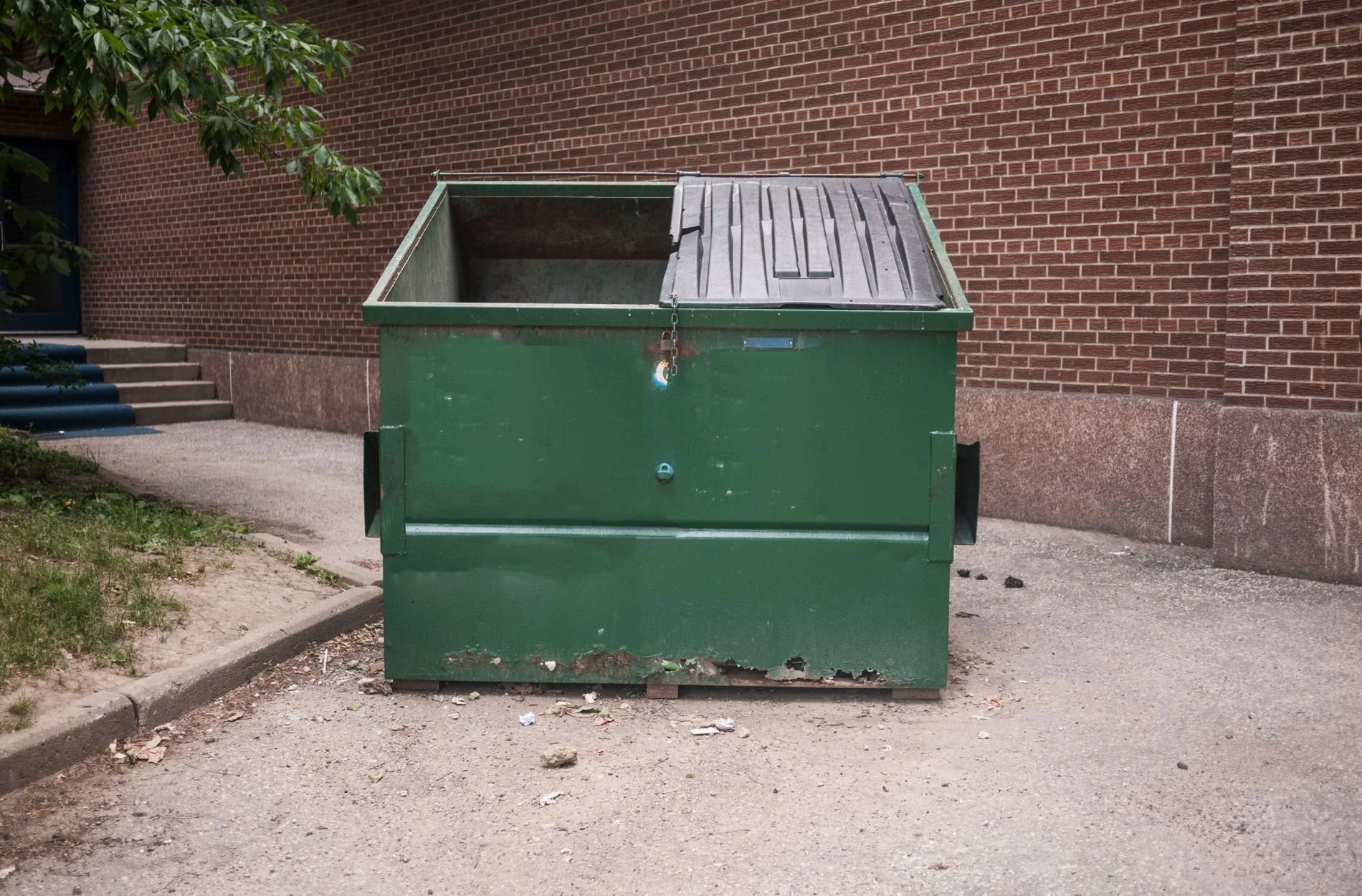 What Front Load Dumpster Rentals Include for Small Businesses