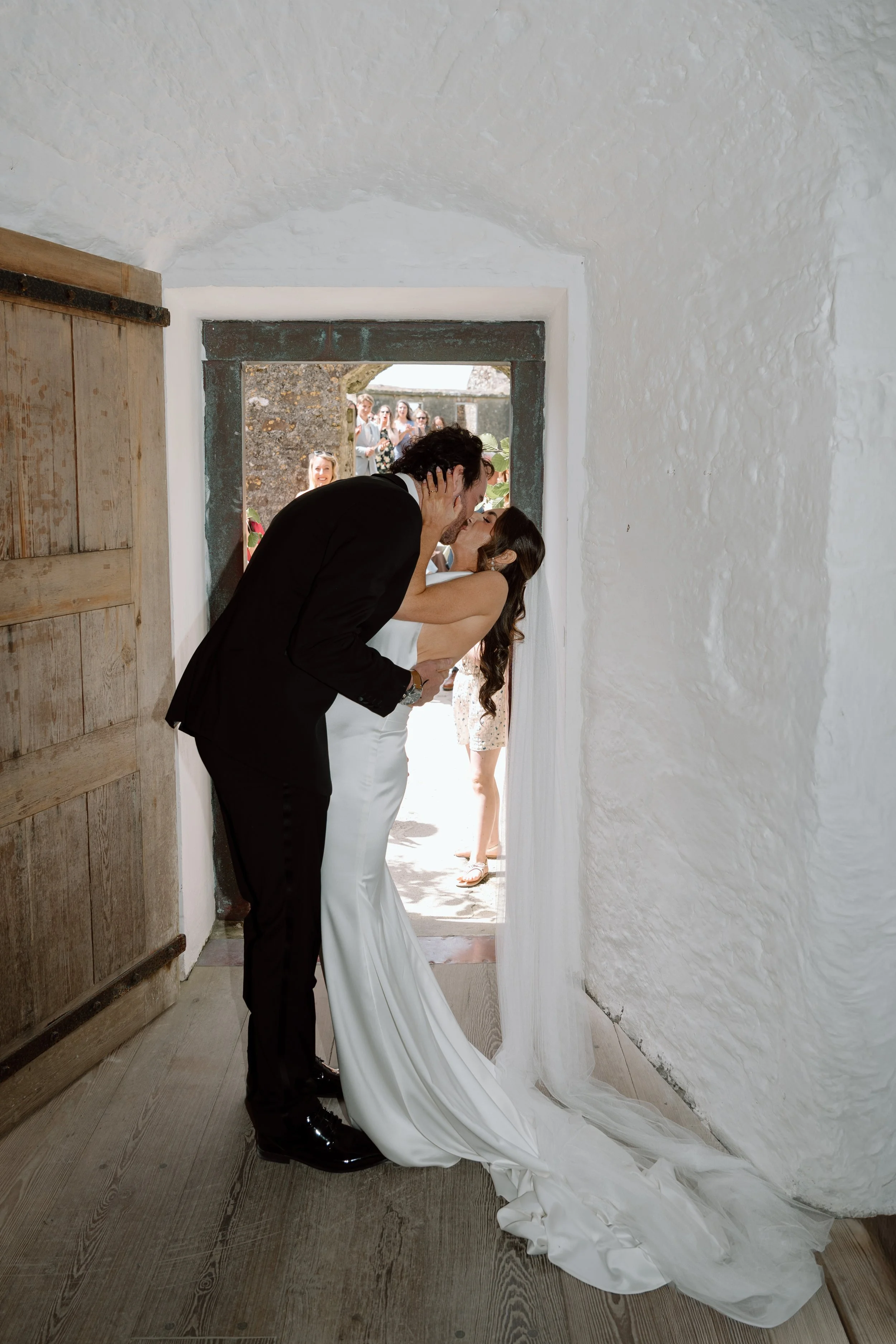 charles-fort-kinsale-editorial-wedding-photography_20.jpg
