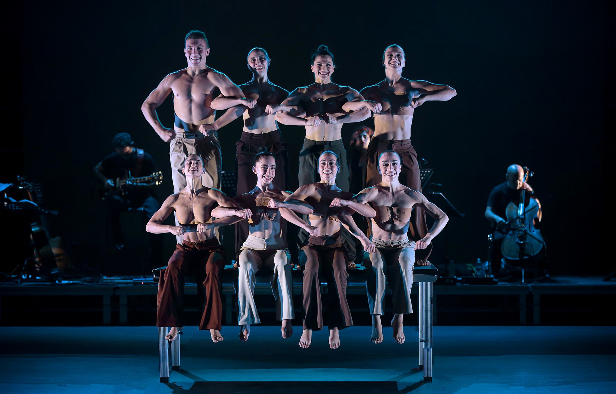 6-Mvula_Sungani_Physical_Dance_Emanuela_Bianchini_étoile_DELEDDA_Tharros.jpg