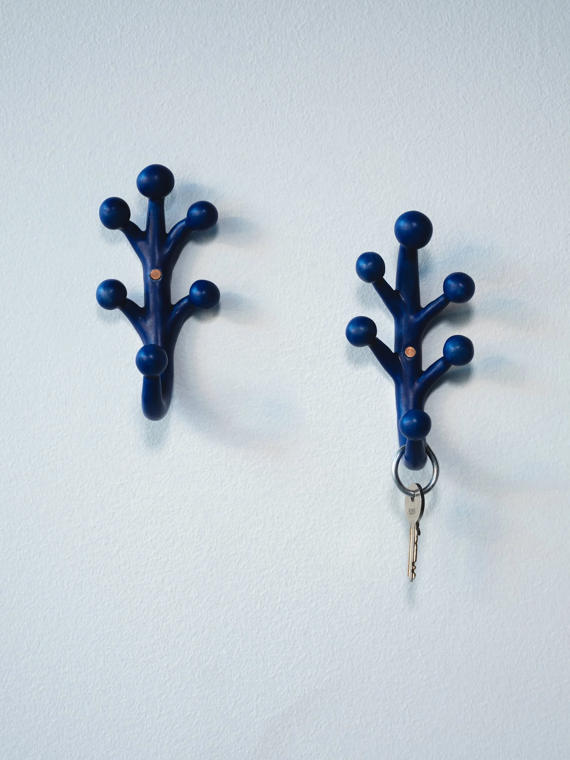 Olive Branch Wall Hooks
Anna Grace Nwosu
Stoneware, glaze
4.5” x 2.25” x 2.25”