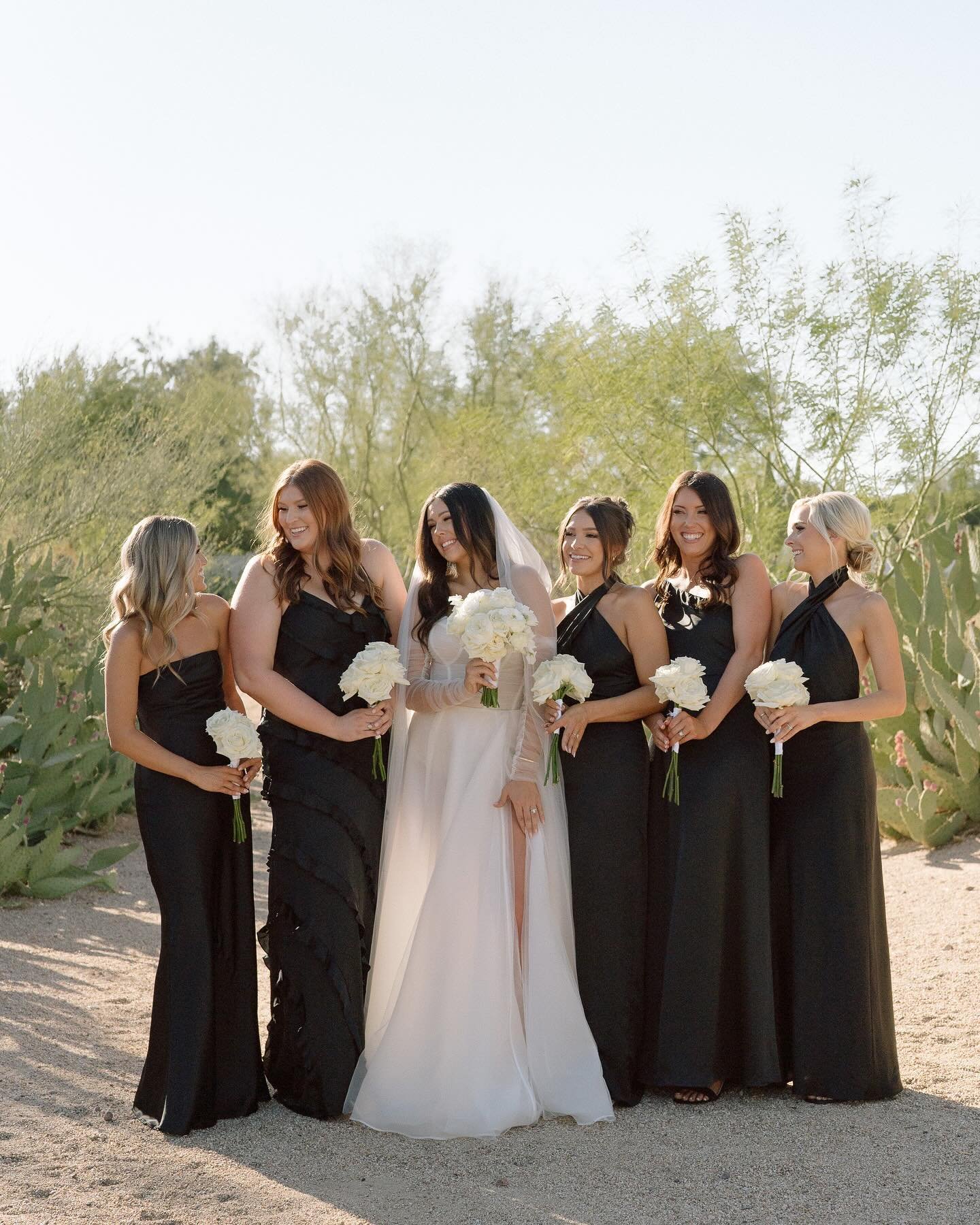 Desert romance and a very chic bridal party 🖤🖤🖤
Planning &amp; Design: @cmg_events 
Photo: @kristinaadamsphoto 
Floral: @mintgreendesign 
Beauty: @tpassifionemakeup @lebeigebeauty 
Venue: @andazscottsdaleweddings 
#andazscottsdale #andazscottsdale