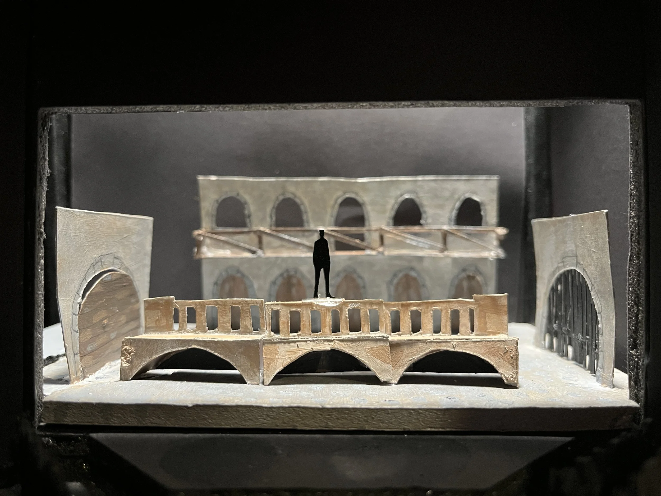 4 les mis bridge.JPG