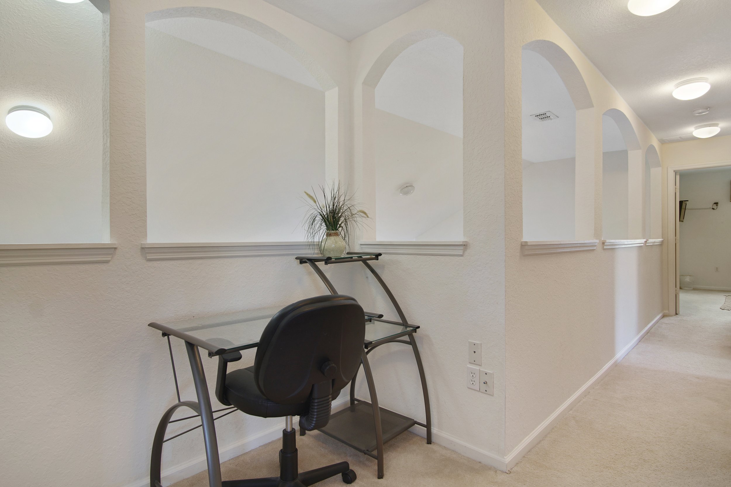 Office Workstation .JPG