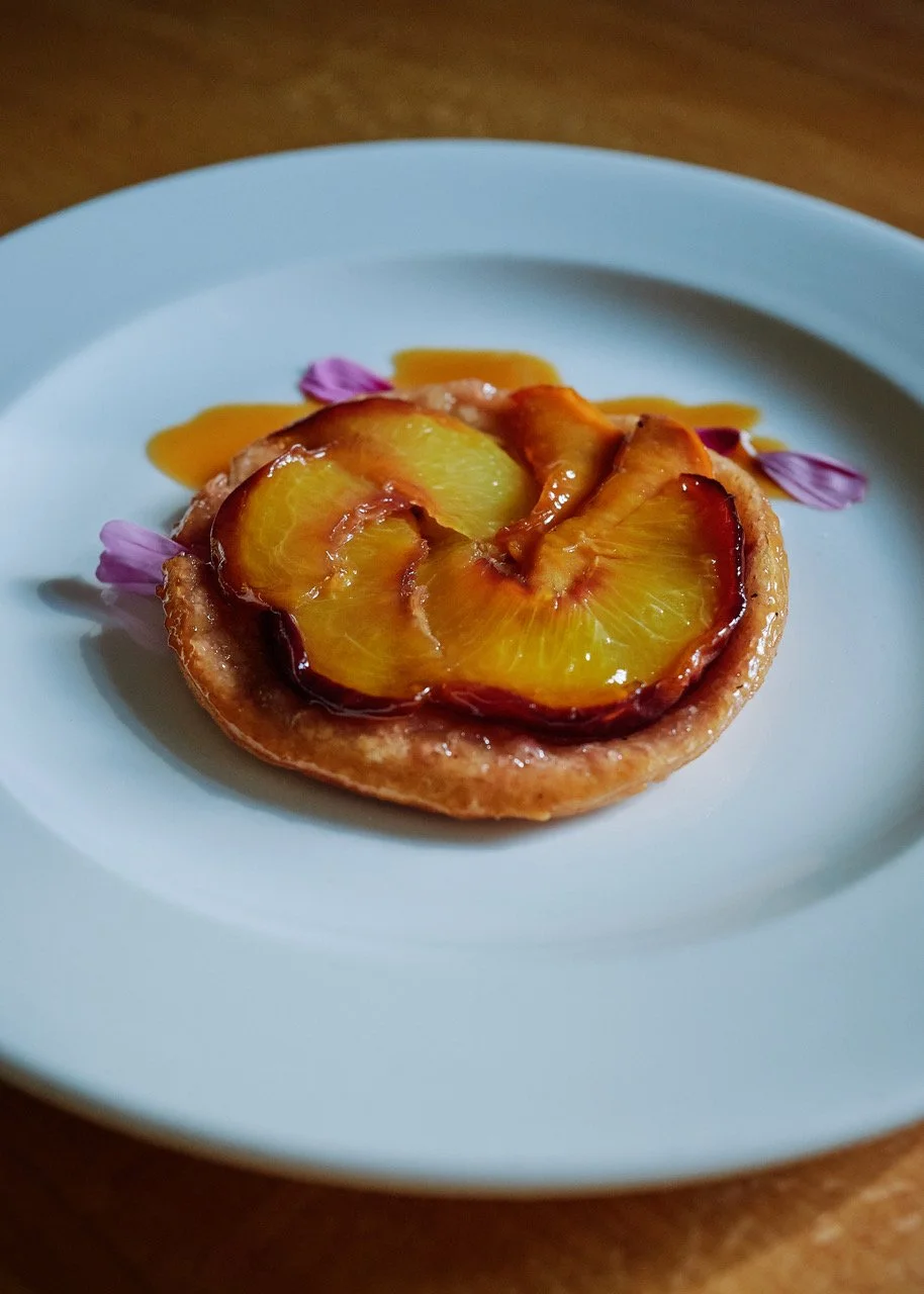 1_KAPPENECKSOMMER24PFIRSICHTARTETARTIN©BrunoTenschert9.jpeg