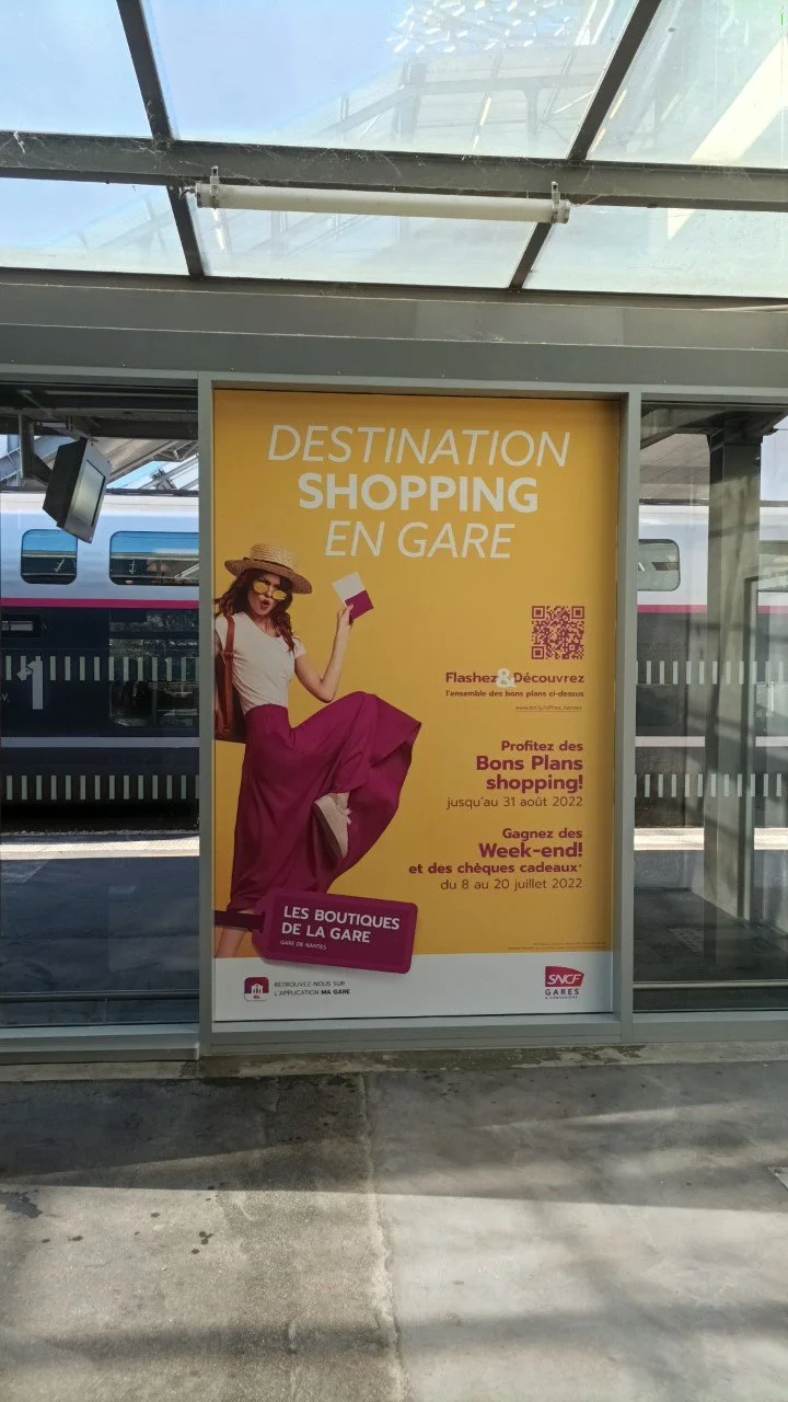 thumbnail_Stickage Gare de Nantes 07072022 (2).jpg