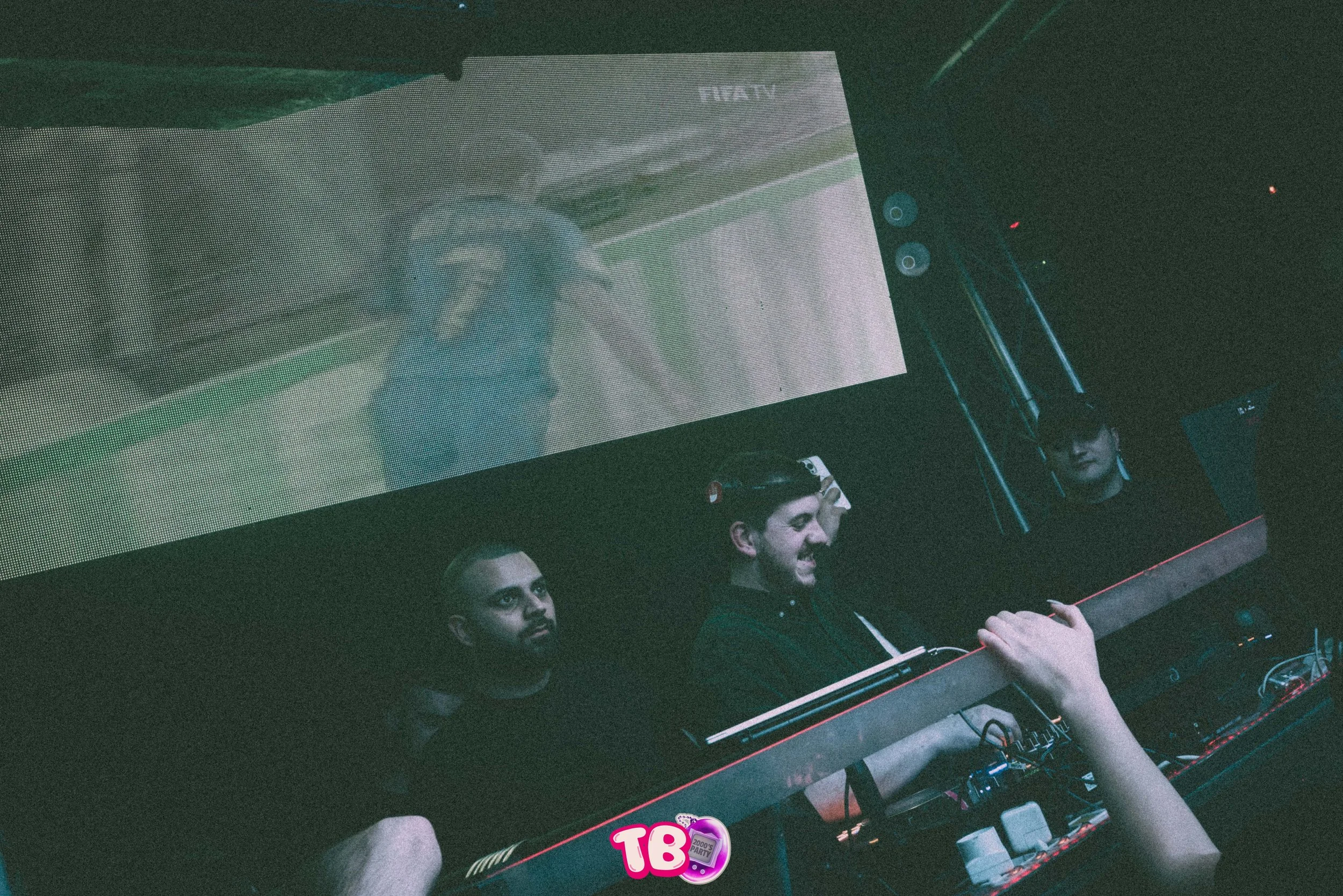 26.02.06 trhowback -109.jpg