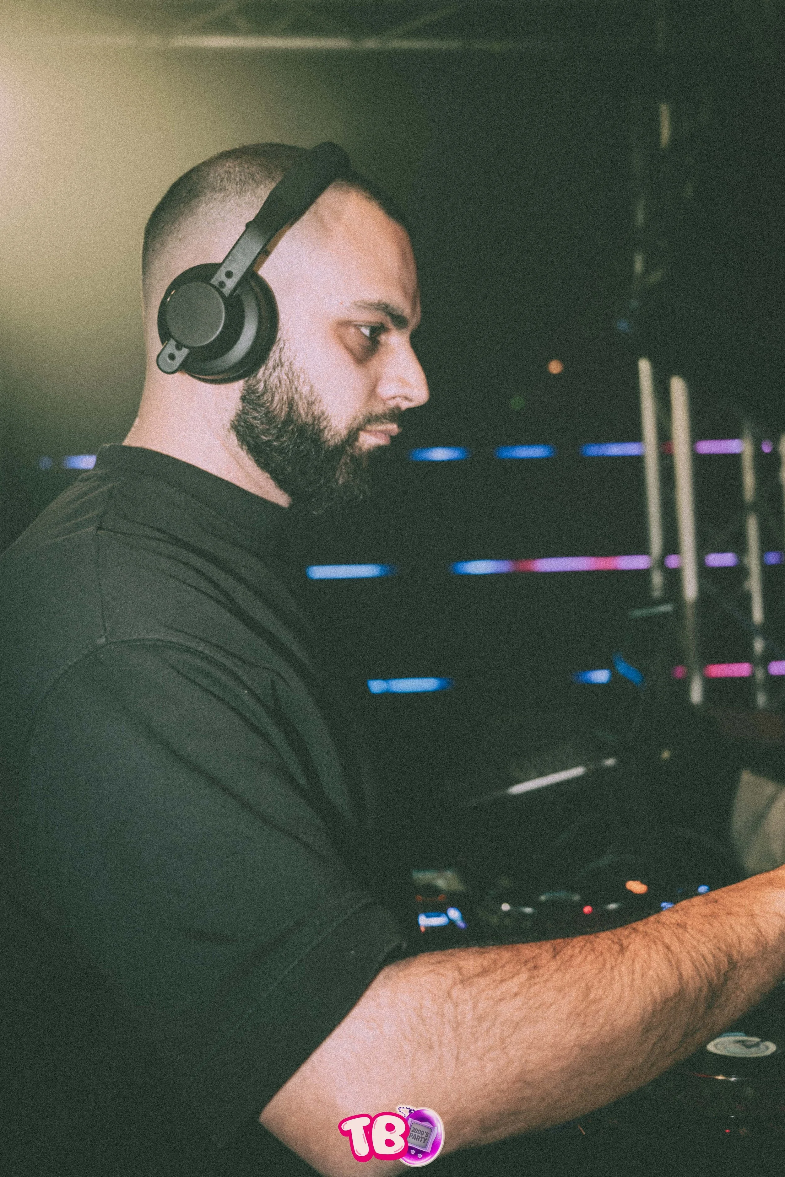 26.02.06 trhowback -2.jpg