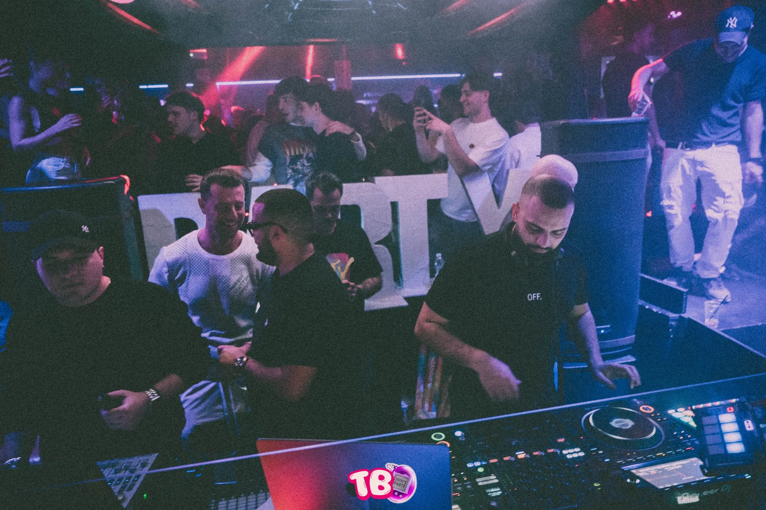 26.01.05 Throwback-119.jpg