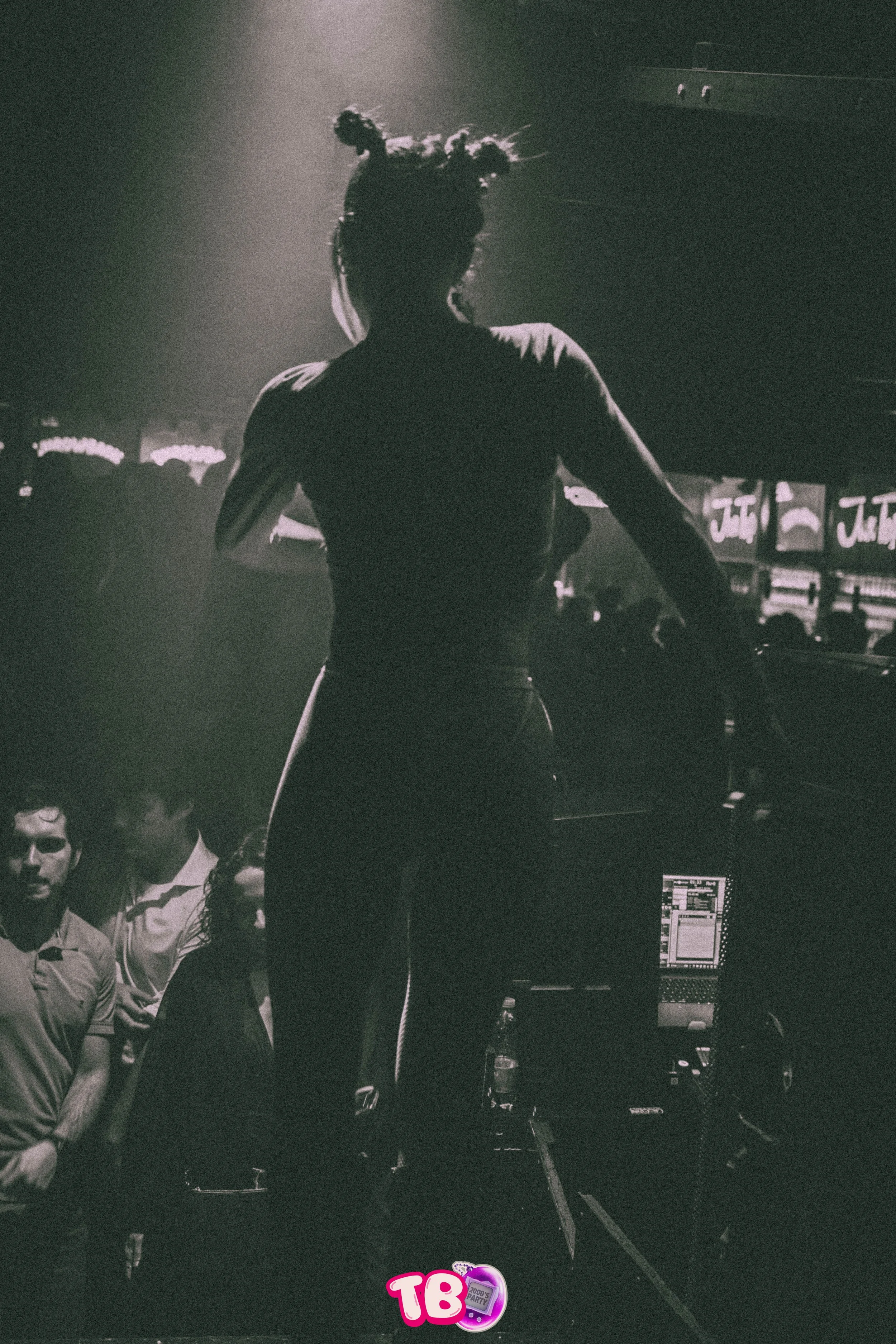 26.01.05 Throwback-53.jpg