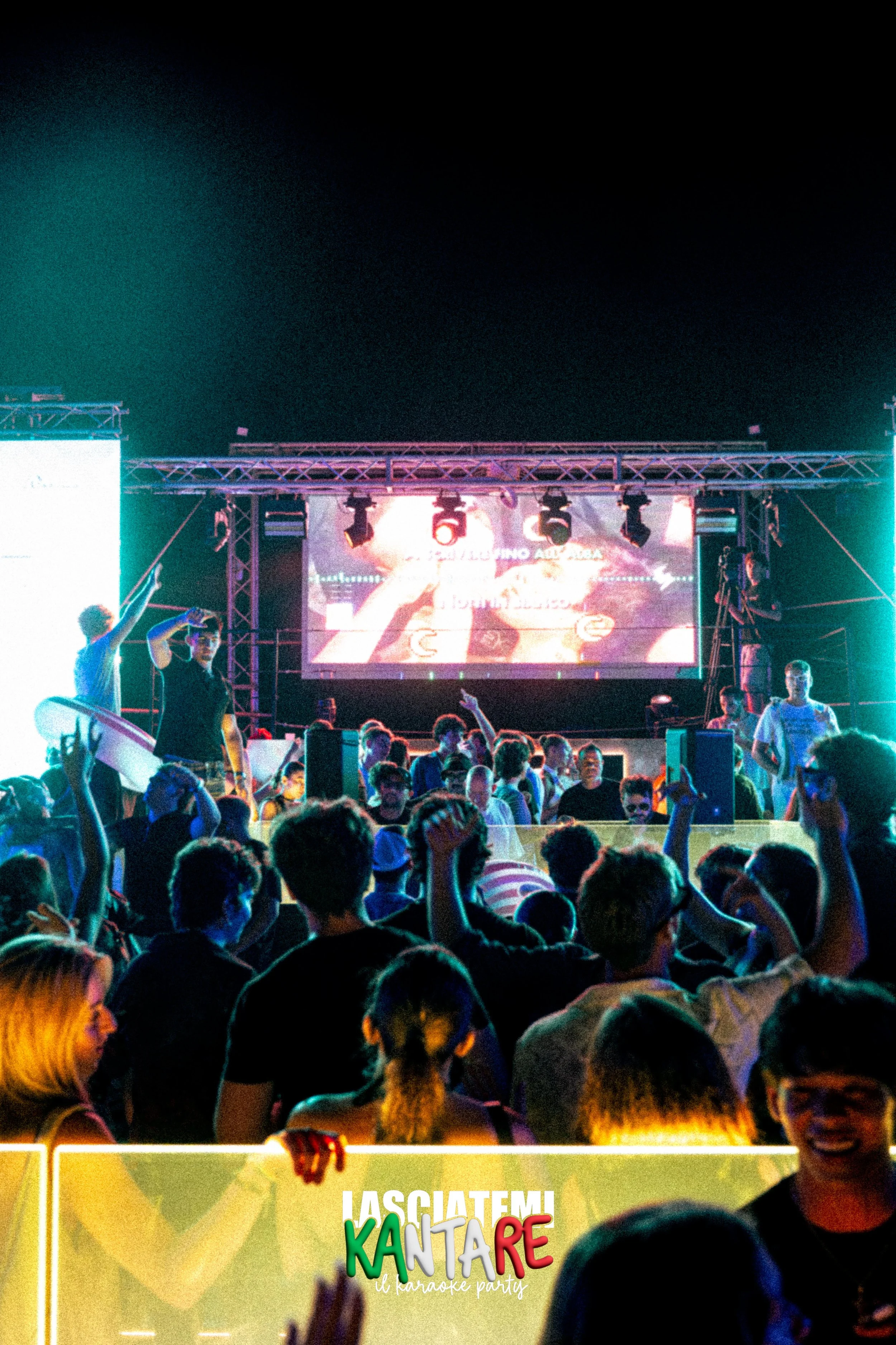 26.07.27 lk beach a-177.jpg