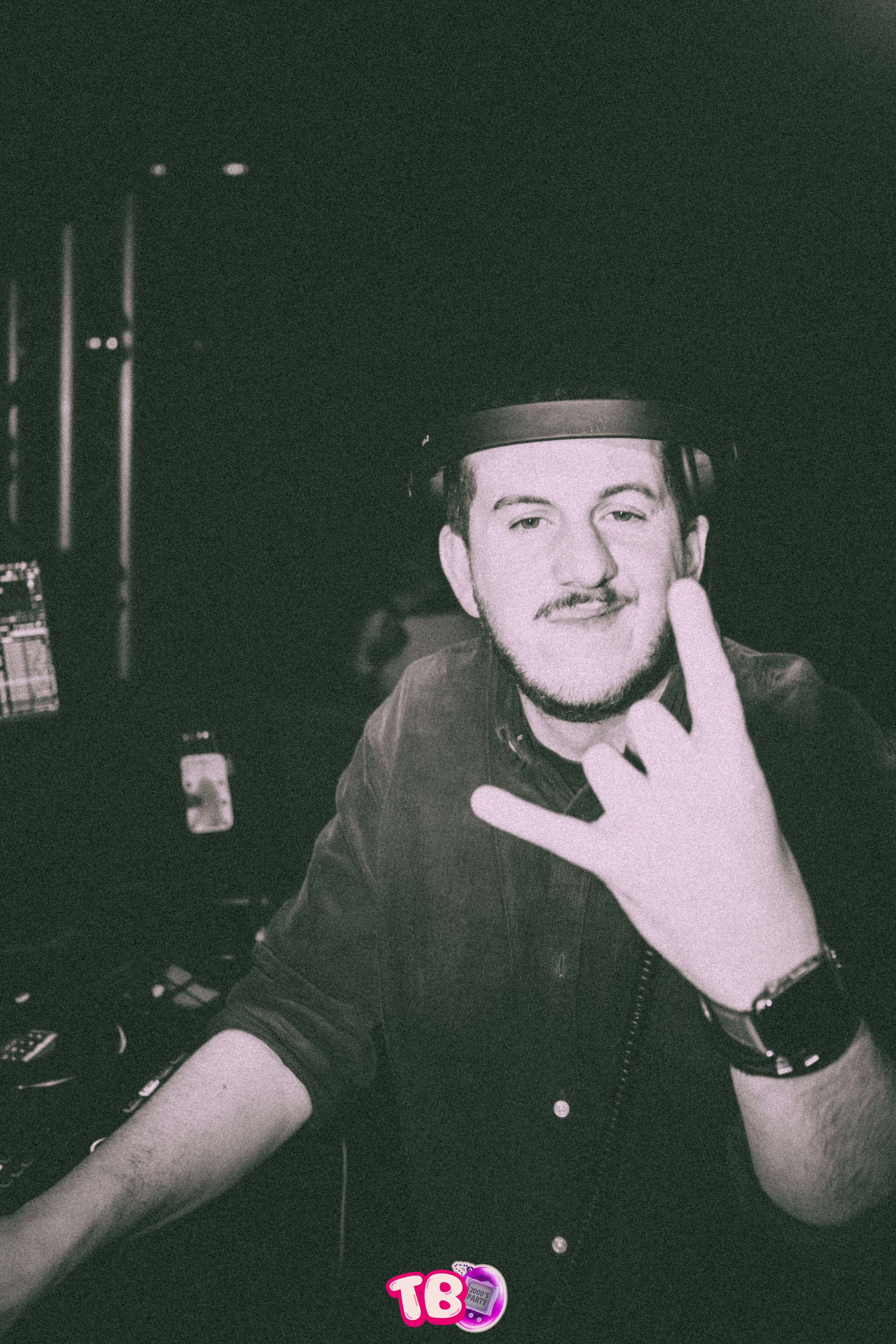 26.02.06 trhowback -68.jpg