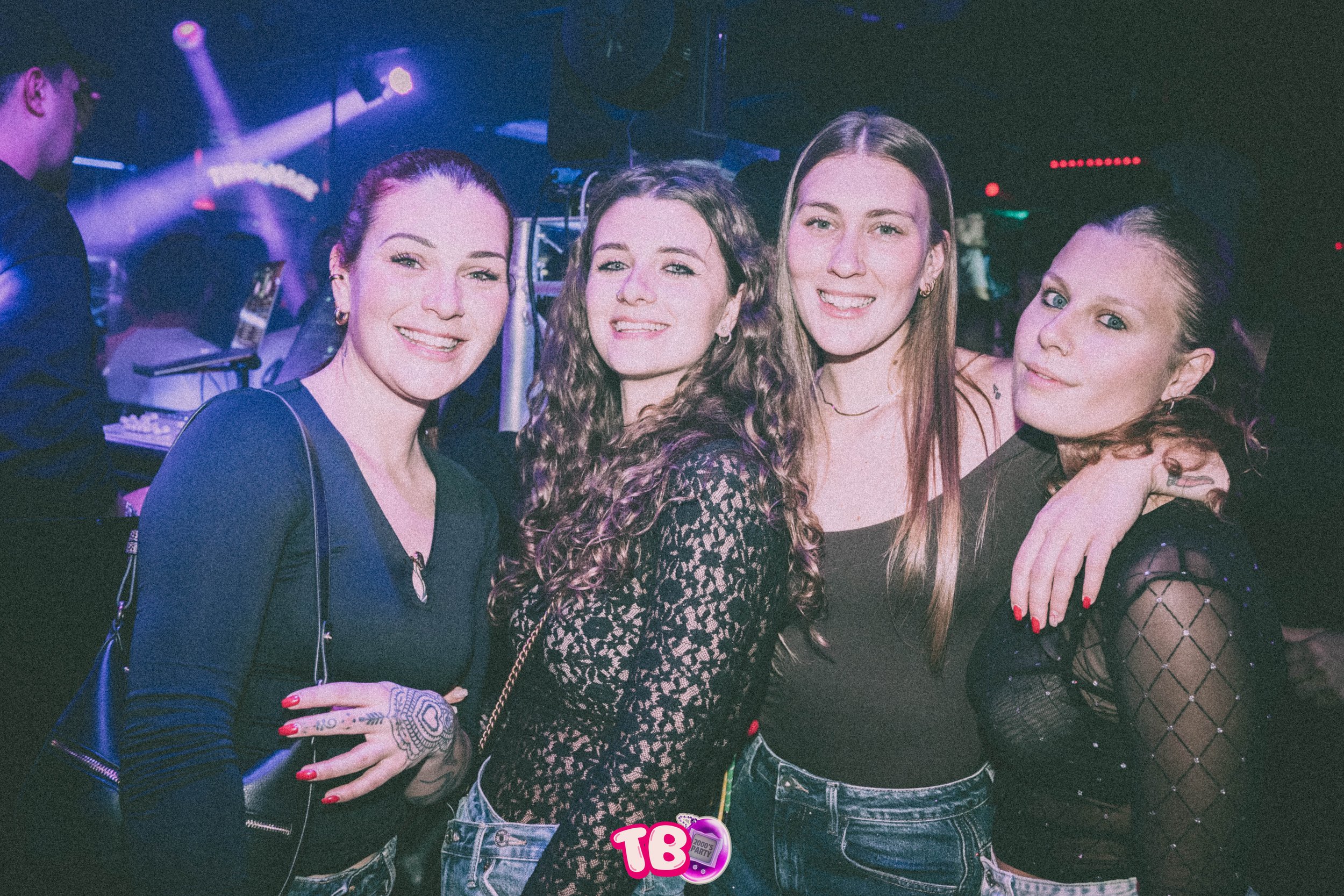 26.01.05 Throwback-95.jpg