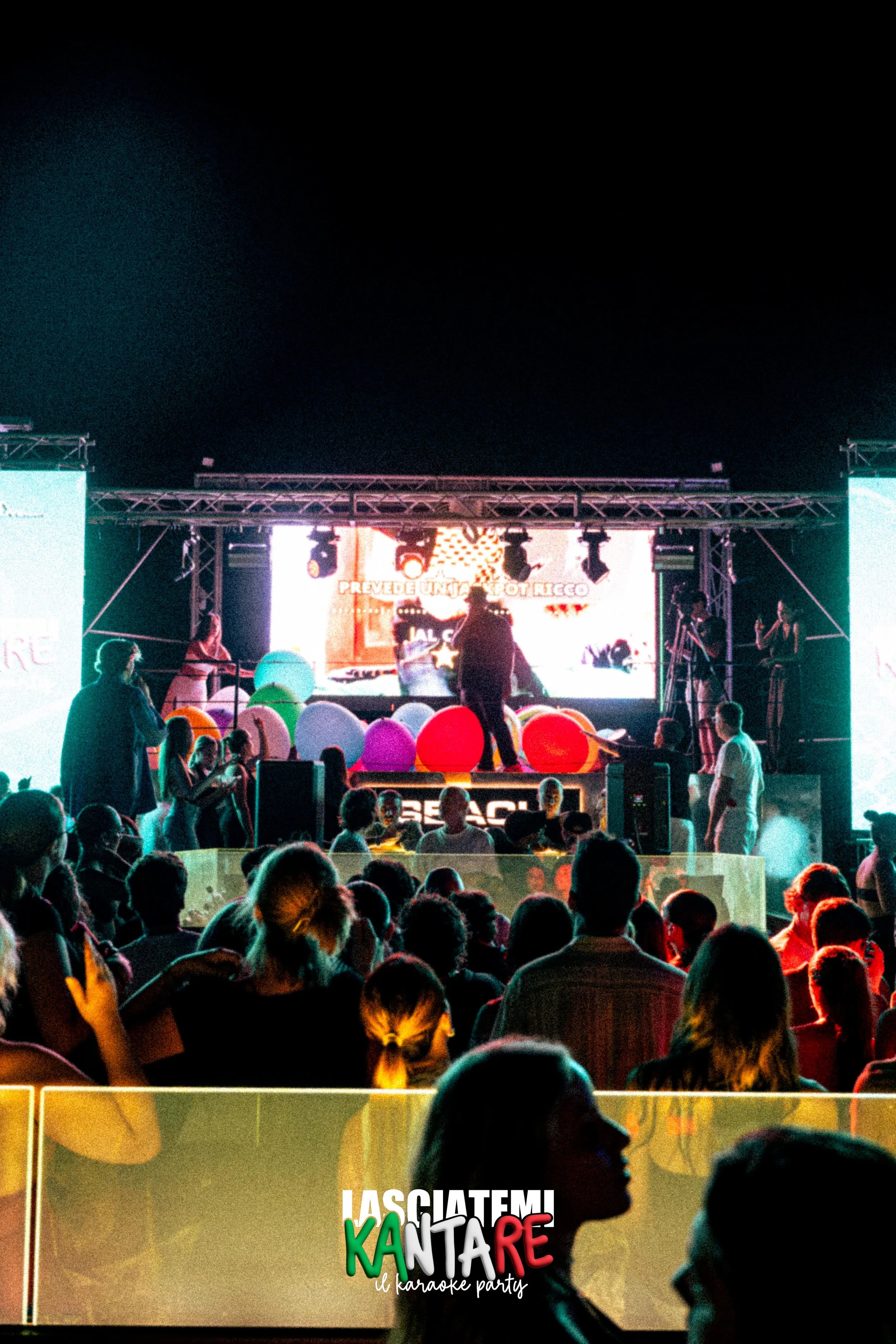 26.07.27 lk beach a-122.jpg