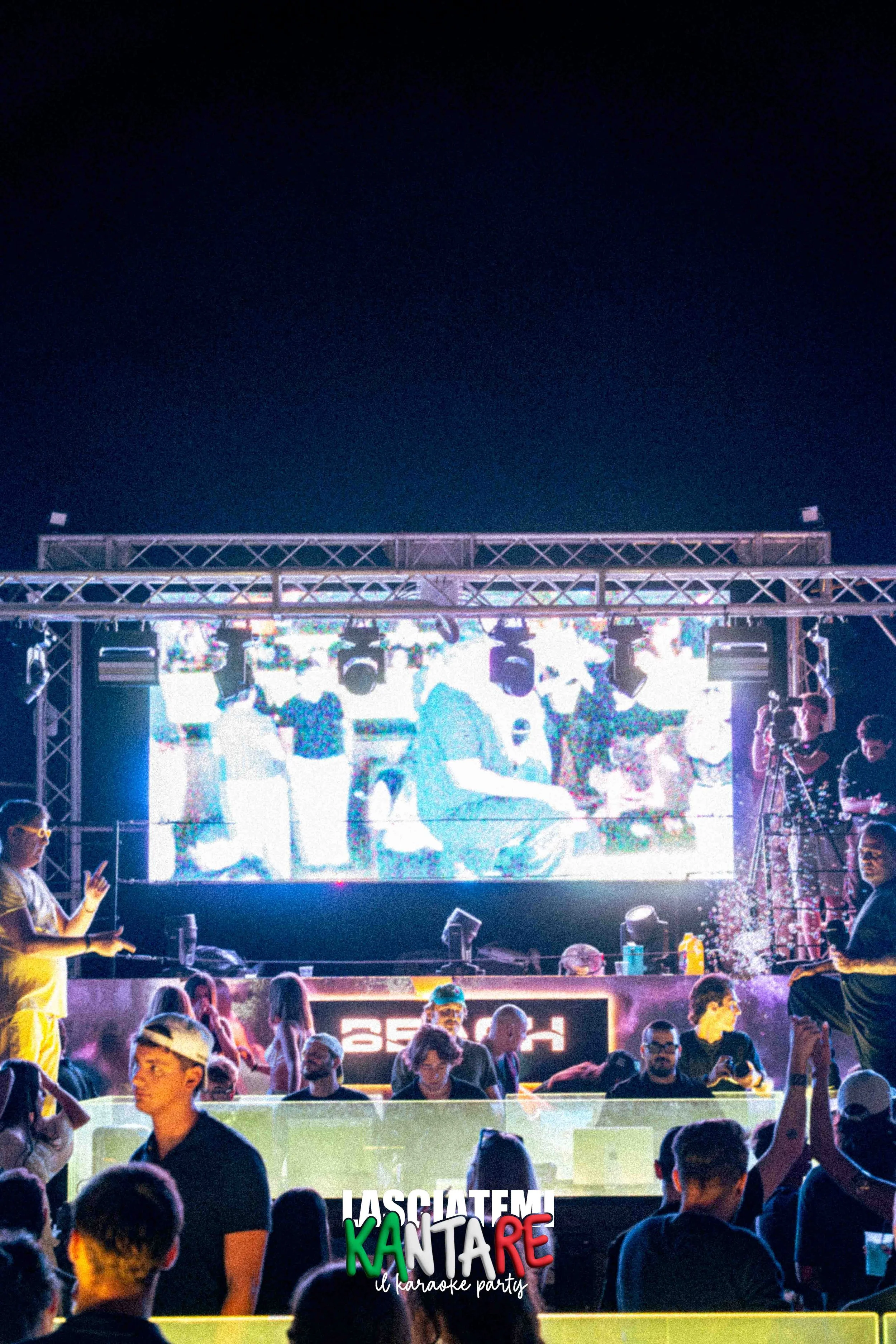 26.08.31 lk beach lq-109.jpg