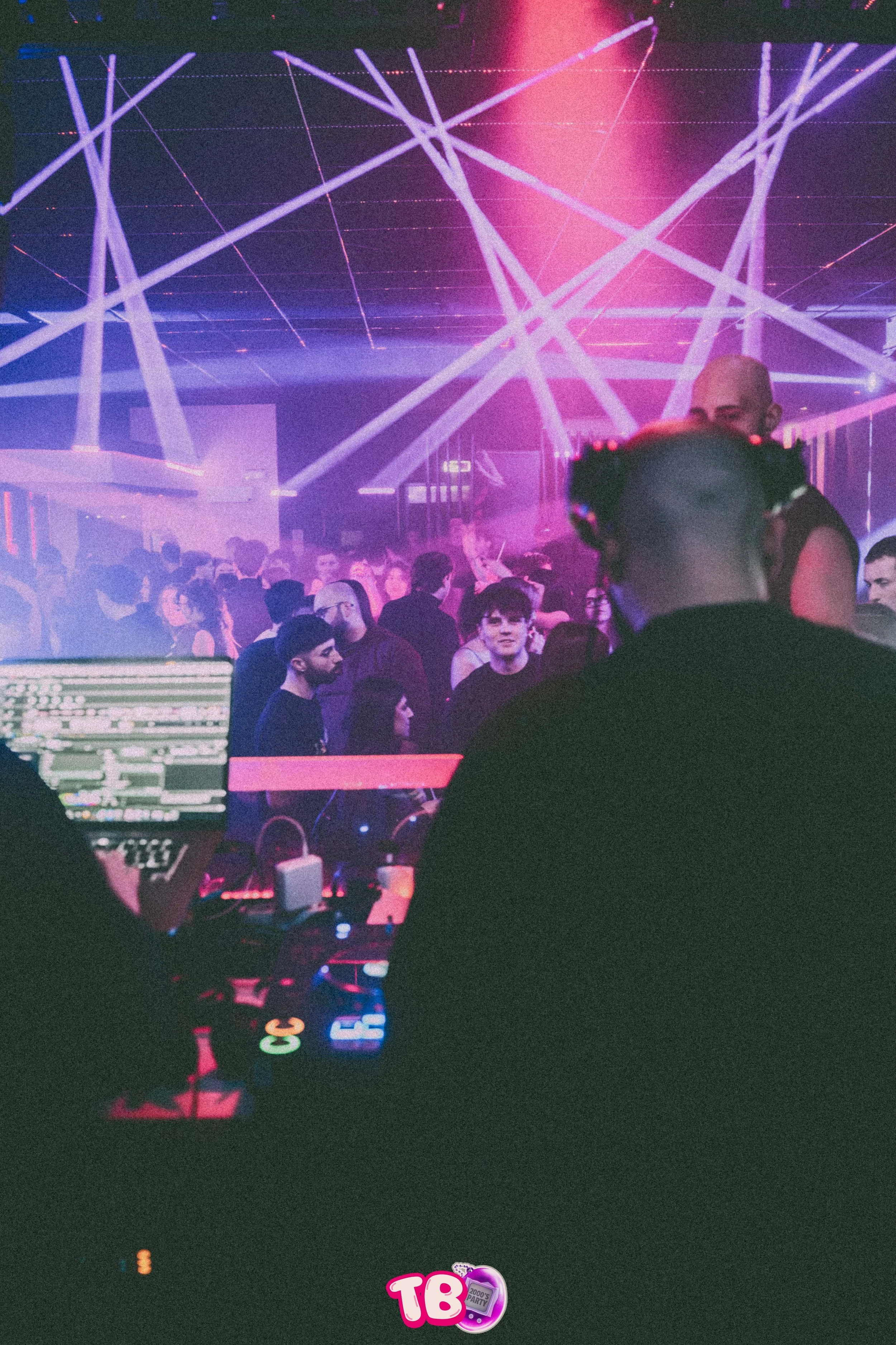 26.02.06 trhowback -28.jpg