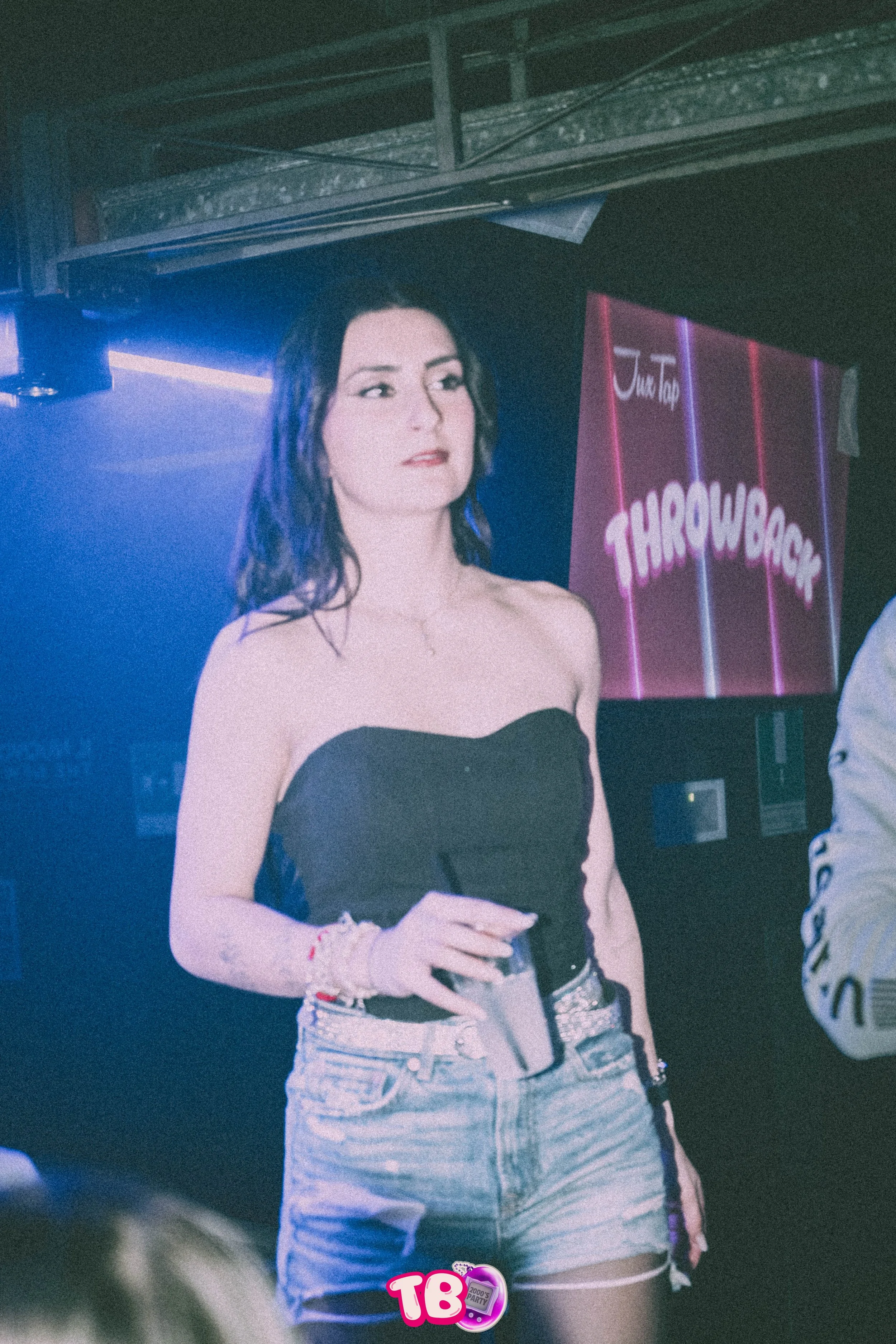 26.01.05 Throwback-22.jpg