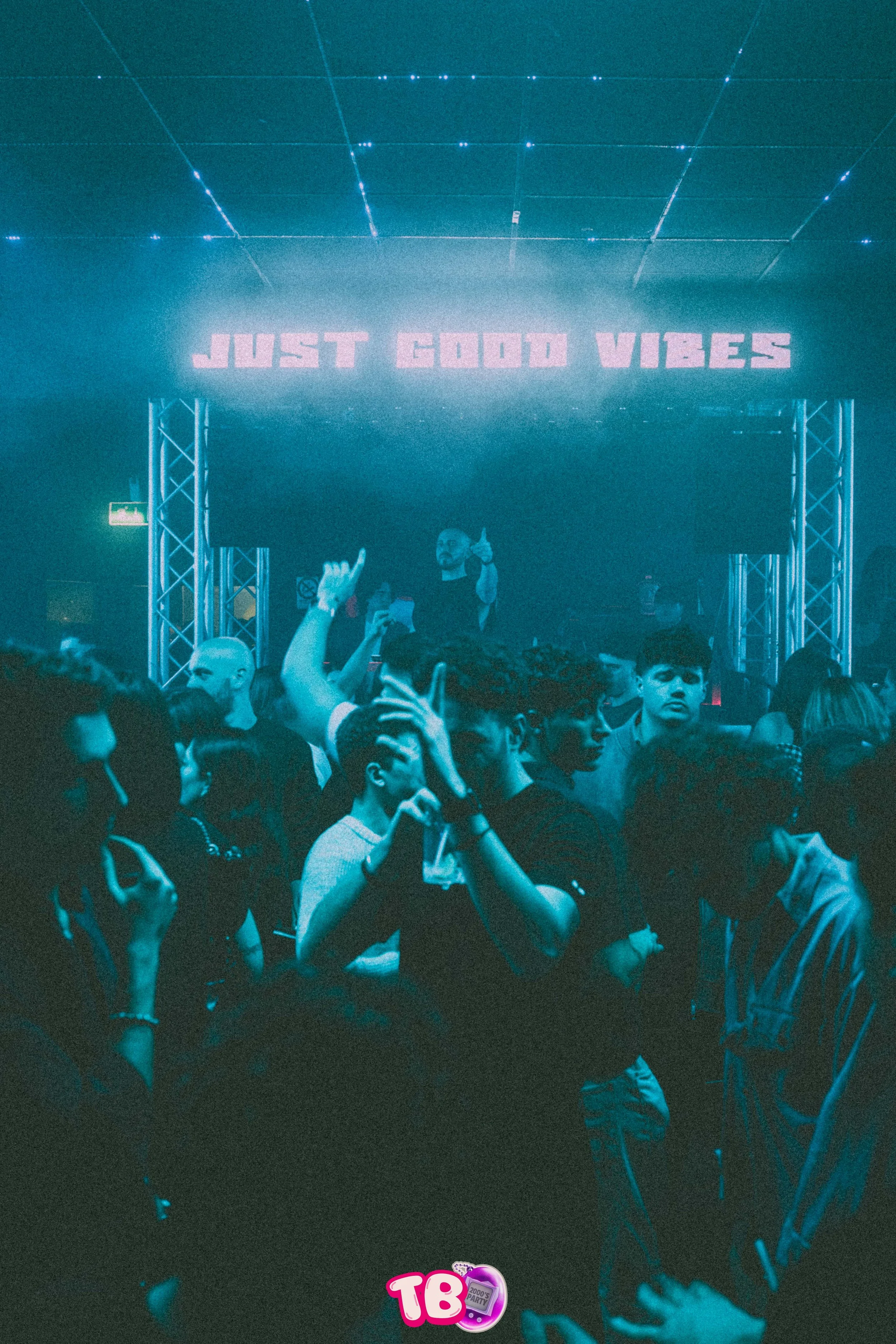 26.02.06 trhowback -81.jpg