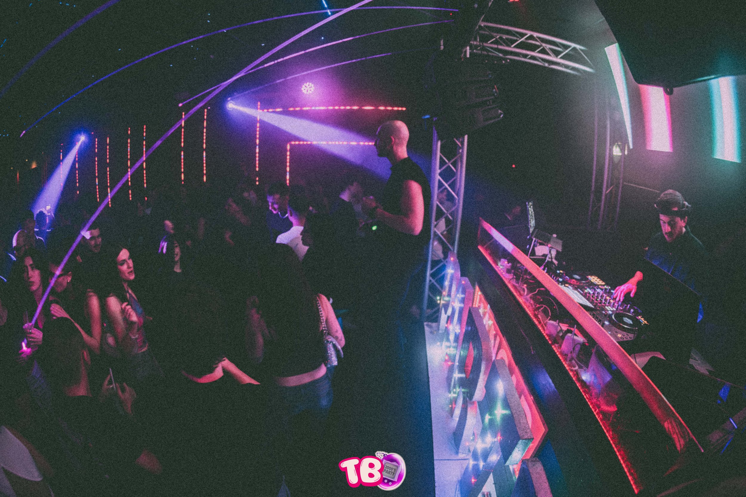 26.02.06 trhowback -70.jpg