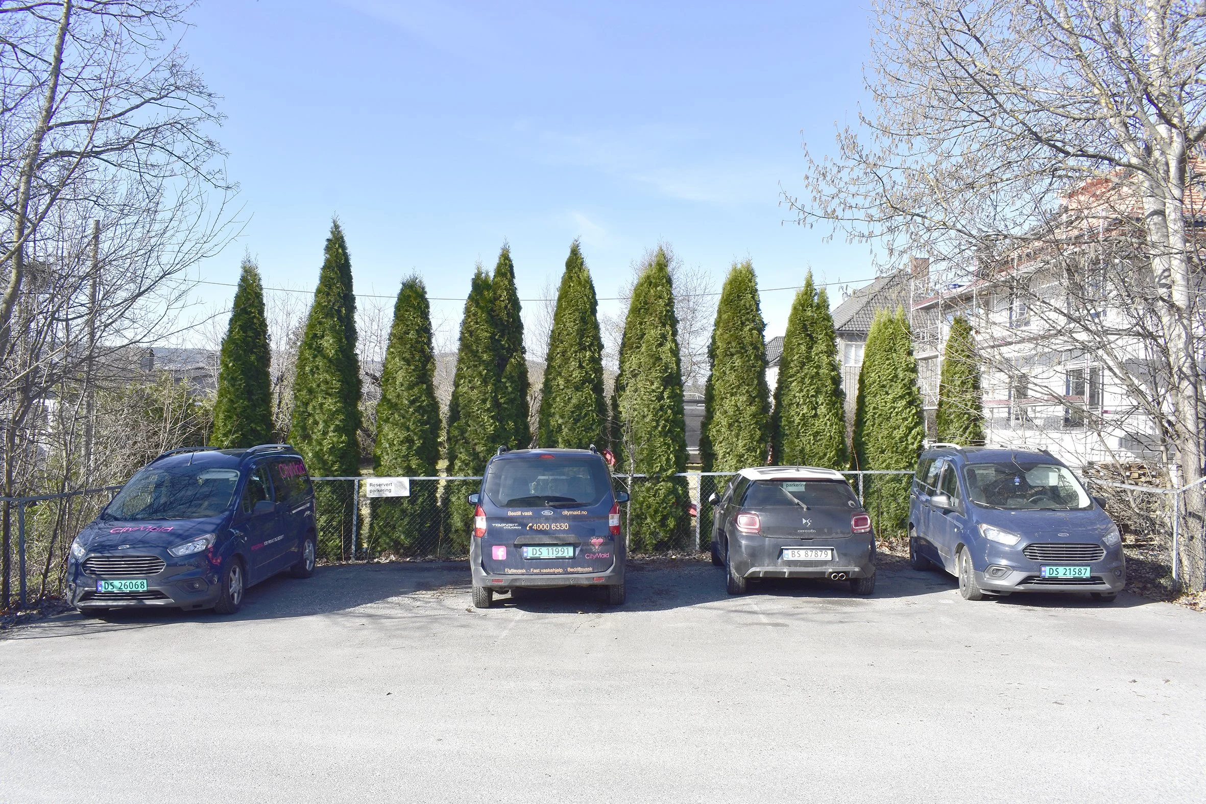 Lierstranda kontorer, parkeringsplass