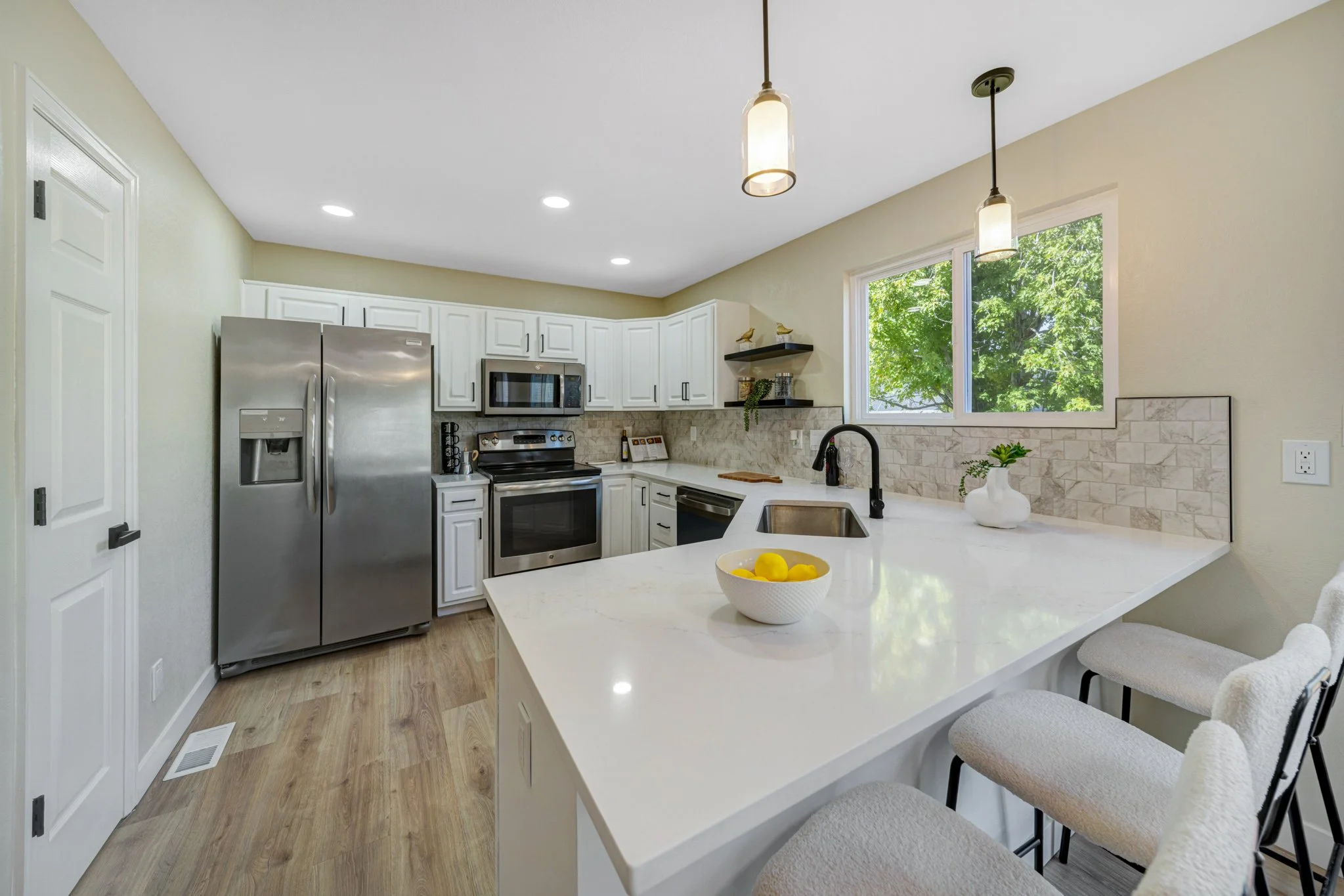 19537 E 18th Ave, Aurora, CO 80011-20.jpg