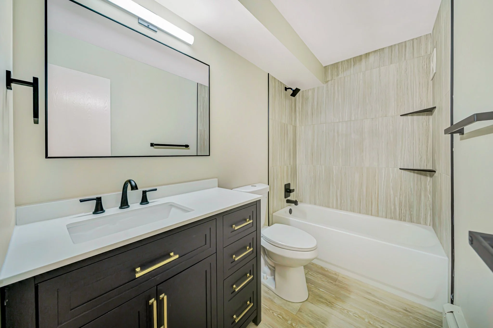 7040 E Girard Ave #210, denveer CO 80224-6.jpg