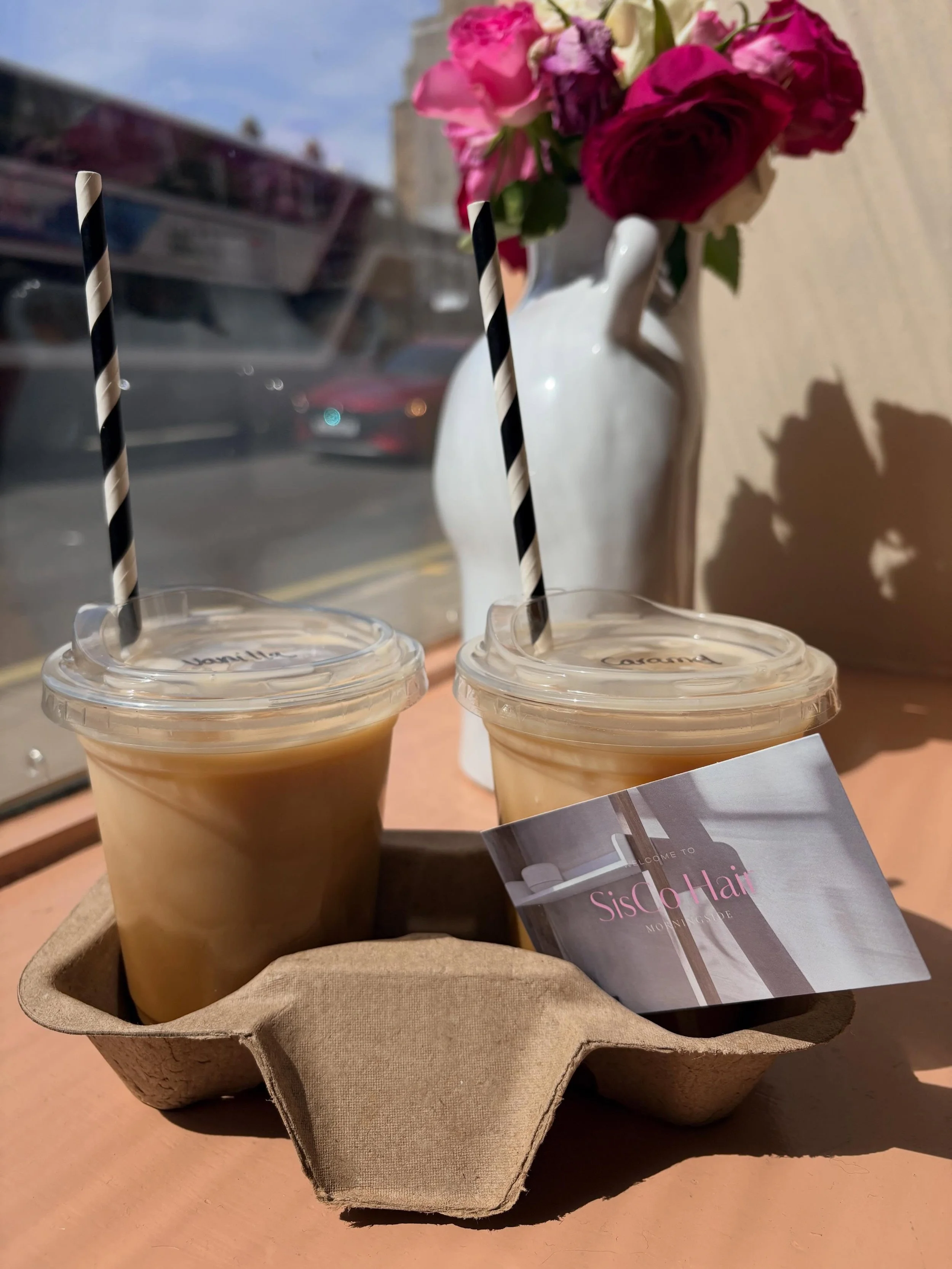 Come for the hair, stay for the vibes ☀️🤎🥤
Fresh salon glow + iced latte = perfection.
@steponecoffeebox #siscosalon