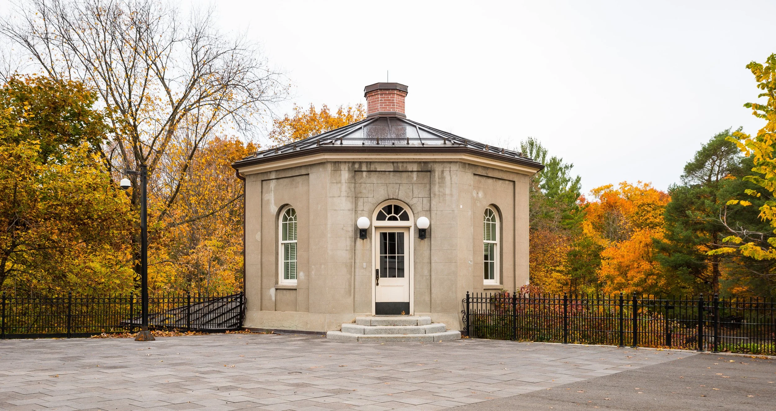 foot-guard-house-facade-1.jpg