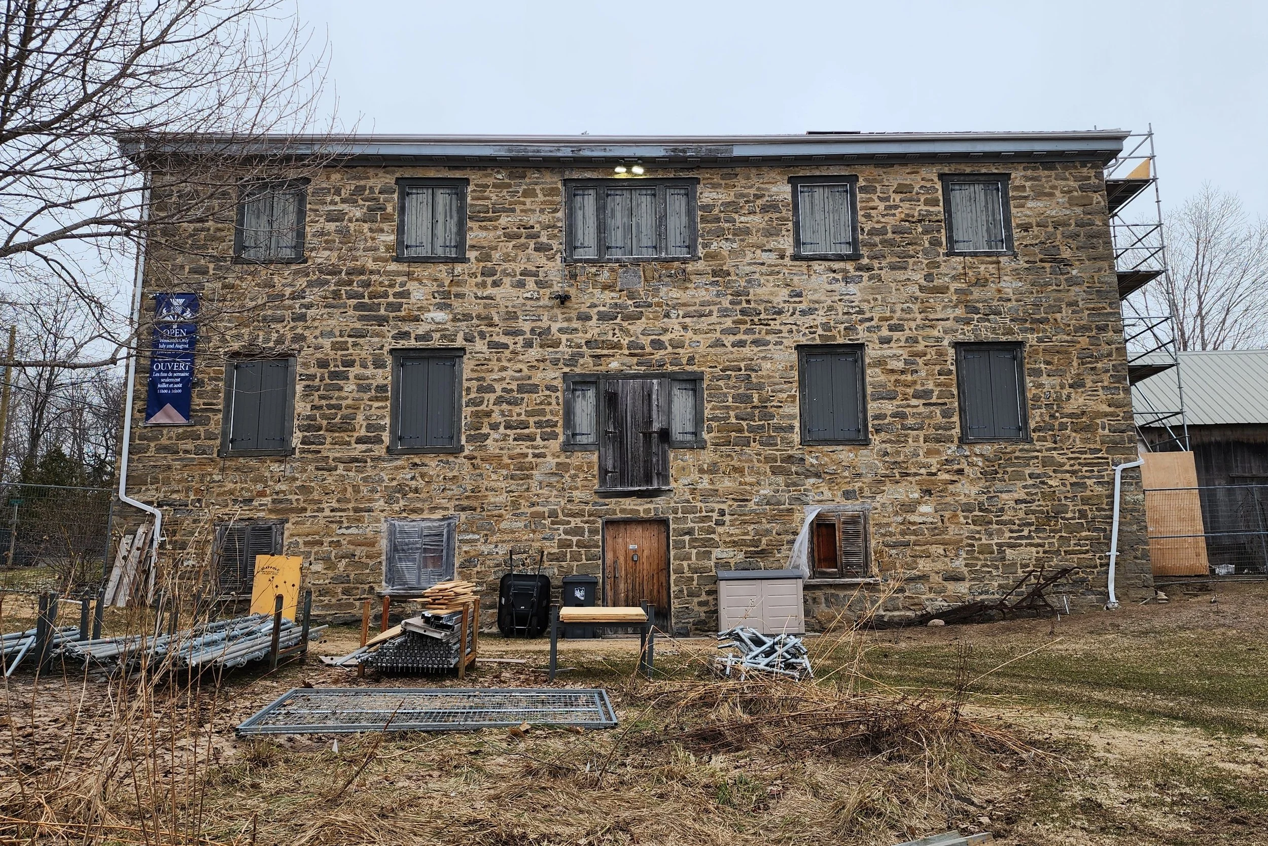 macdonell-williamson-house-east-construction.jpg