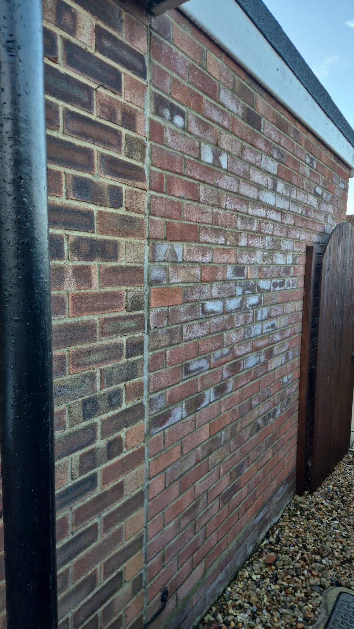 Hellesdon, bramble avenue, Norwich, Norfolk. Crack stitching