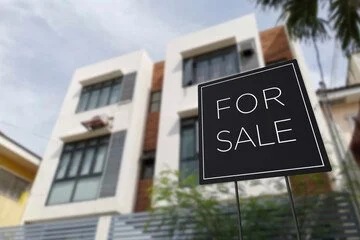 House versus Condo