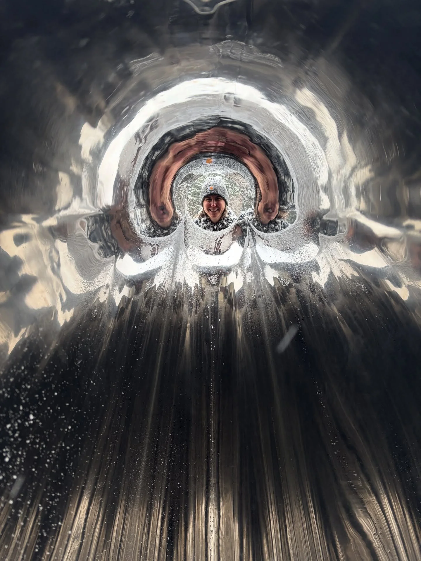 Random Japan pics from the archives 🗂️

One of the highlights of 2025 and I can&rsquo;t wait to go back and explore Japan even more. I think about this trip on the regular 🇯🇵

I&rsquo;m jealous of anyone running the @tokyomarathonfoundation in 202