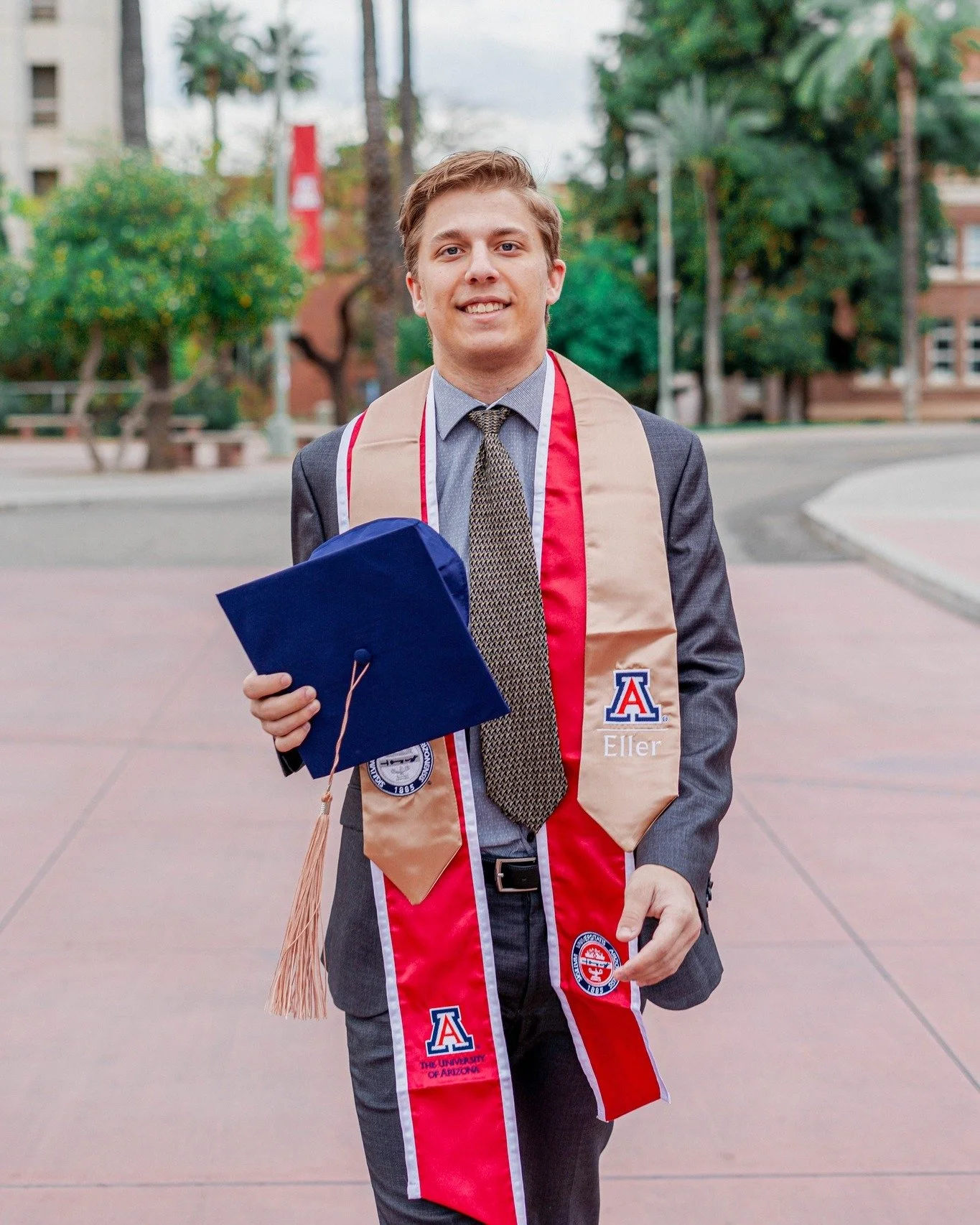 The professional look doesn't have to be stiff. This is how you show the world you're ready for the launch, not just the graduation. What career are you stepping into? We want to capture that confidence.

#graduates #auburnuniversitygrads #augrads202