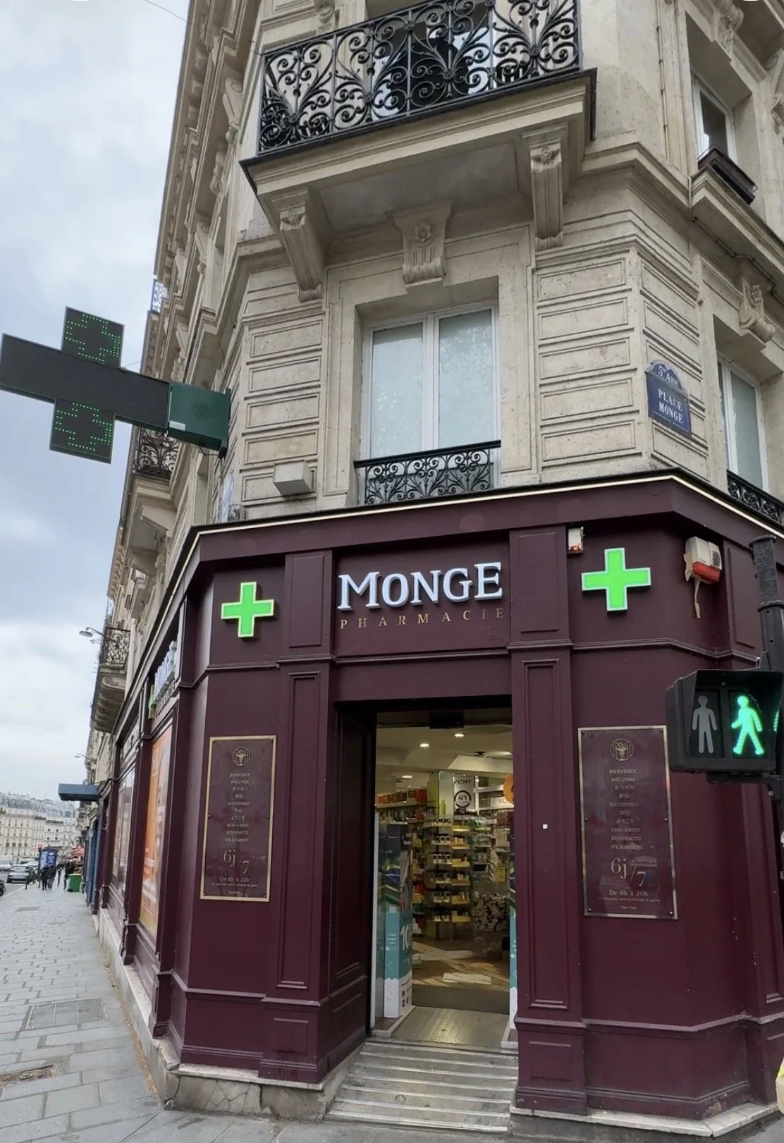 Monge pharmacie paris