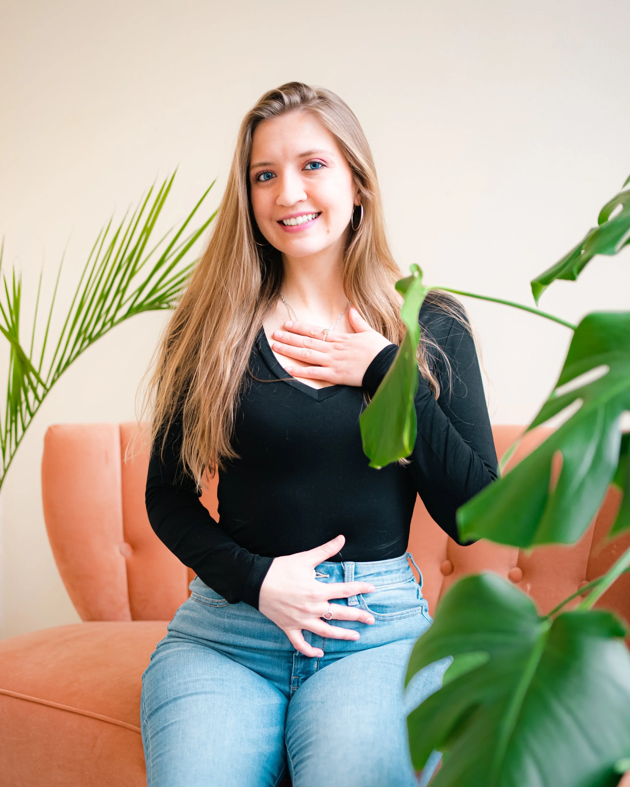 Annie Gee by Darya Sea Films-52.jpg