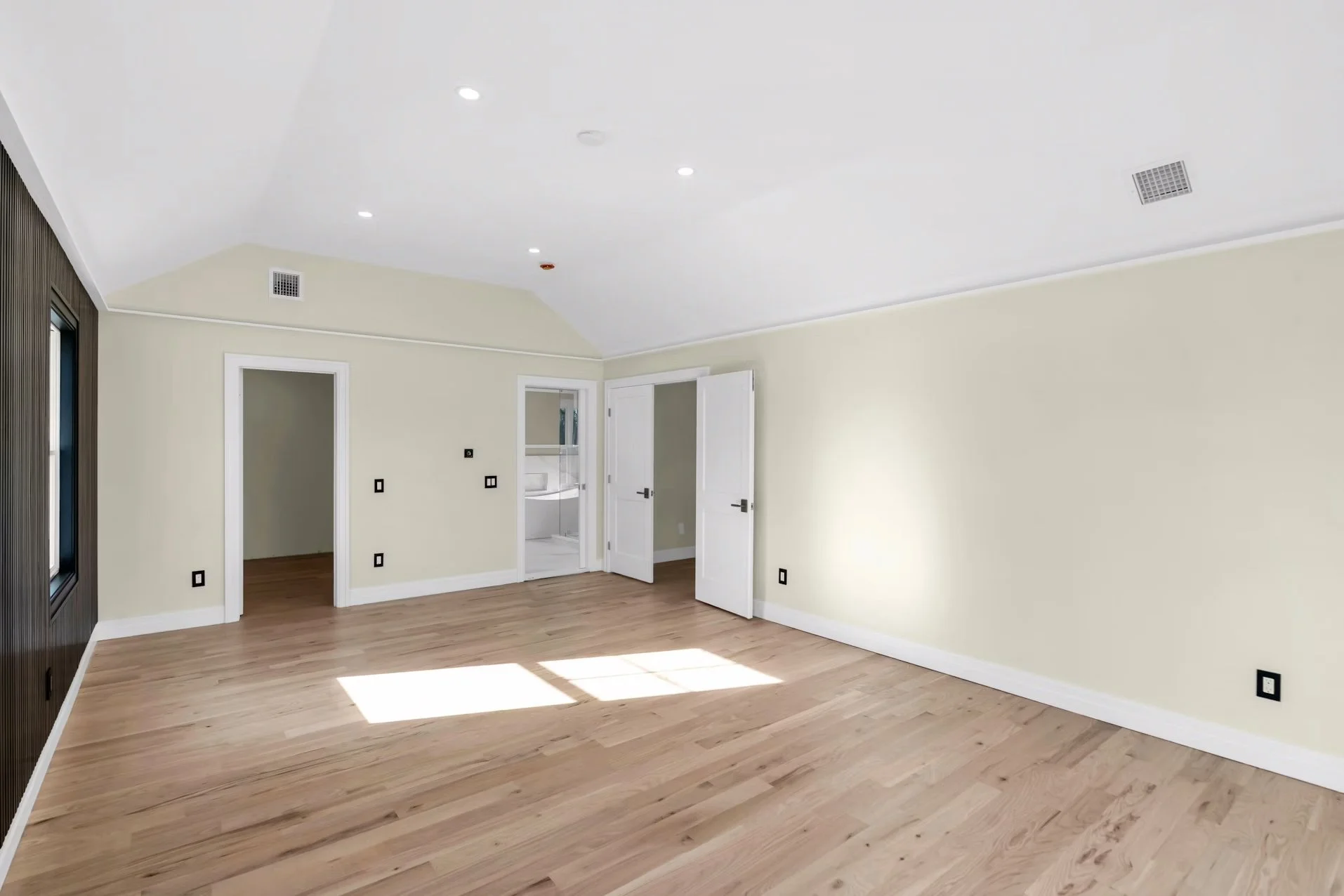 3 Commack by Darya Sea Films-36.jpg