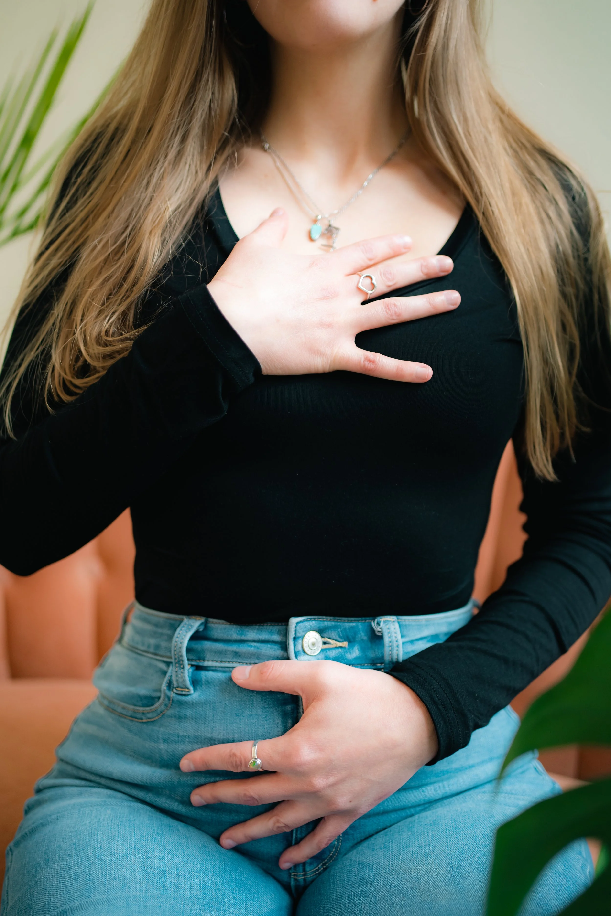 Annie Gee by Darya Sea Films-62.jpg