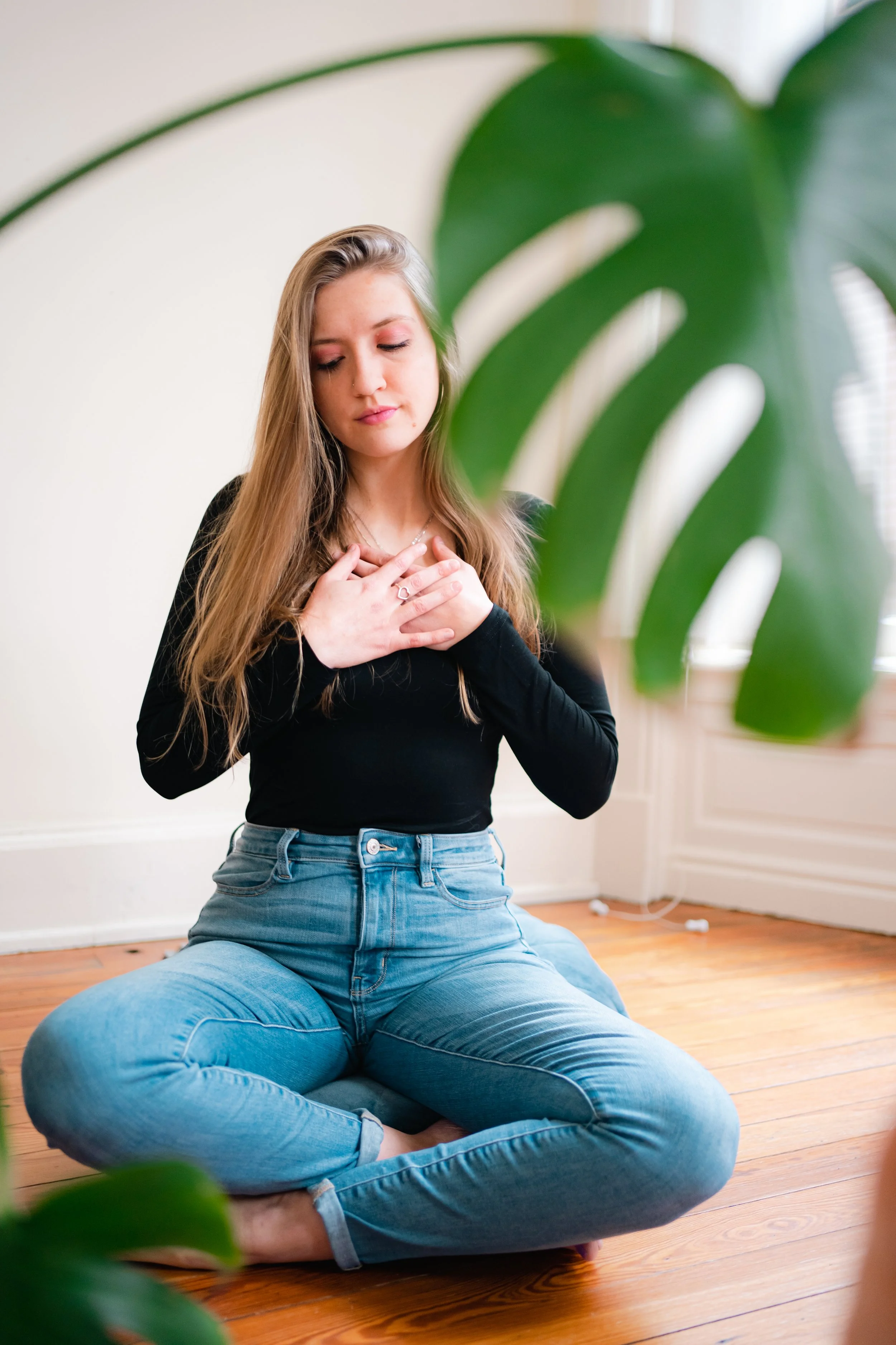 Annie Gee by Darya Sea Films-48.jpg