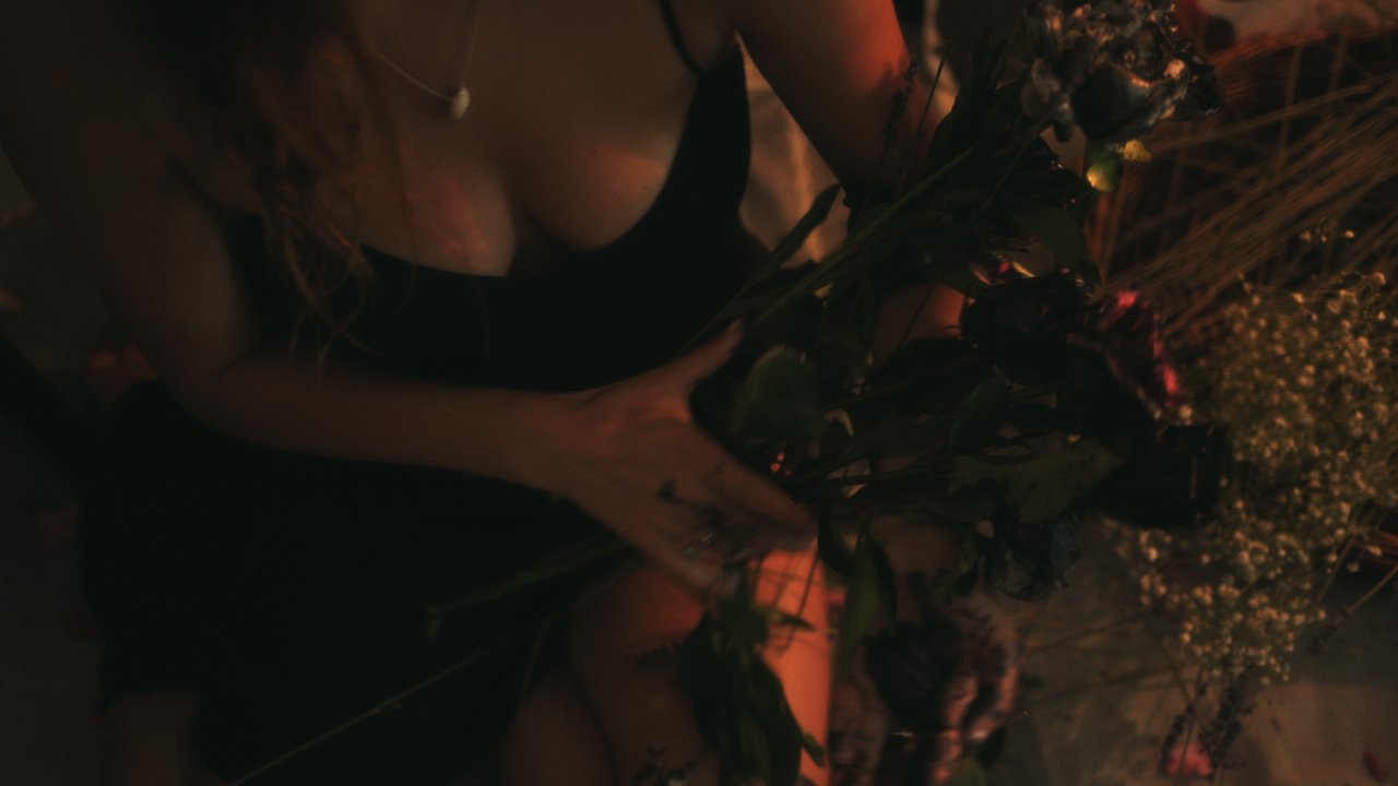 Keep the Flowers THMBNL by Darya Sea Films-18.jpg
