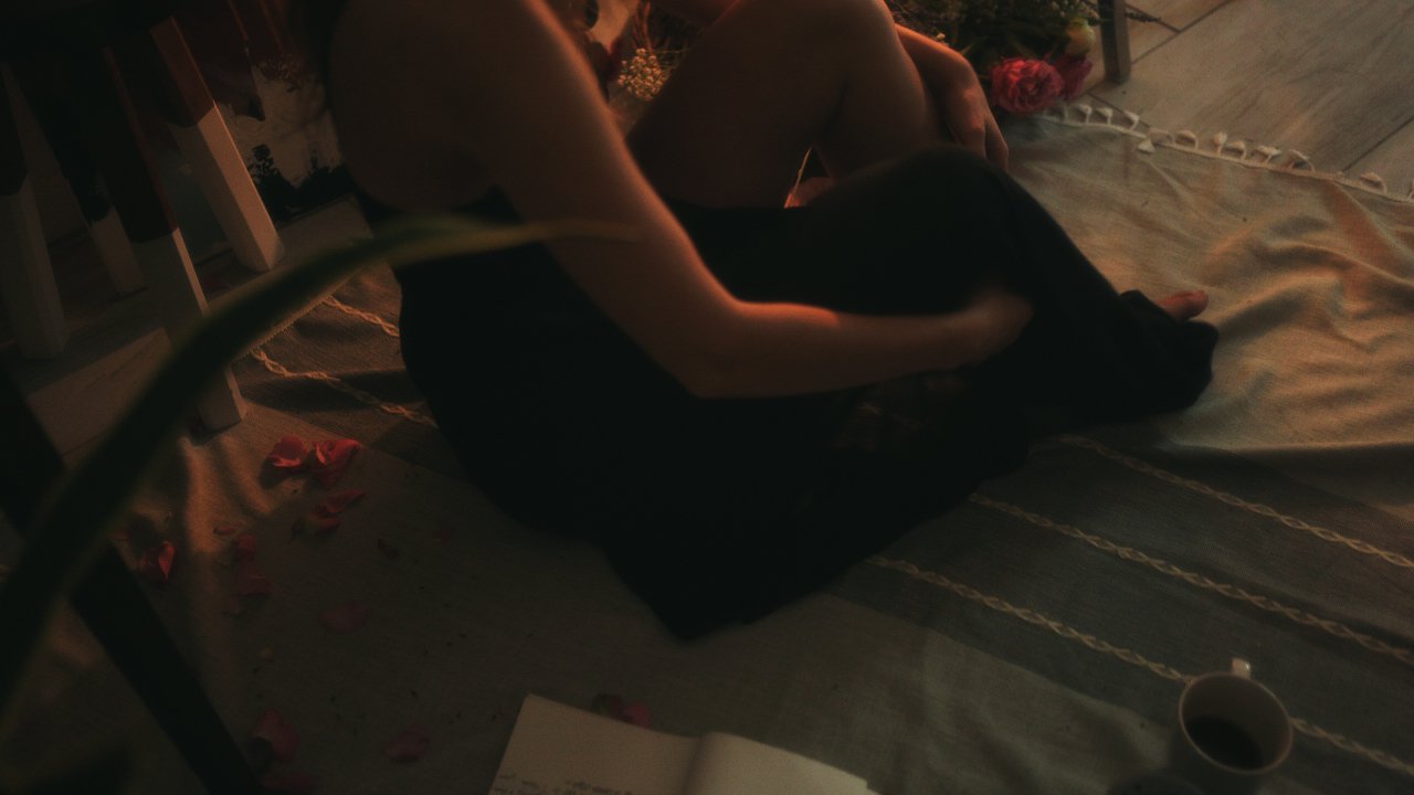 Keep the Flowers THMBNL by Darya Sea Films-11.jpg