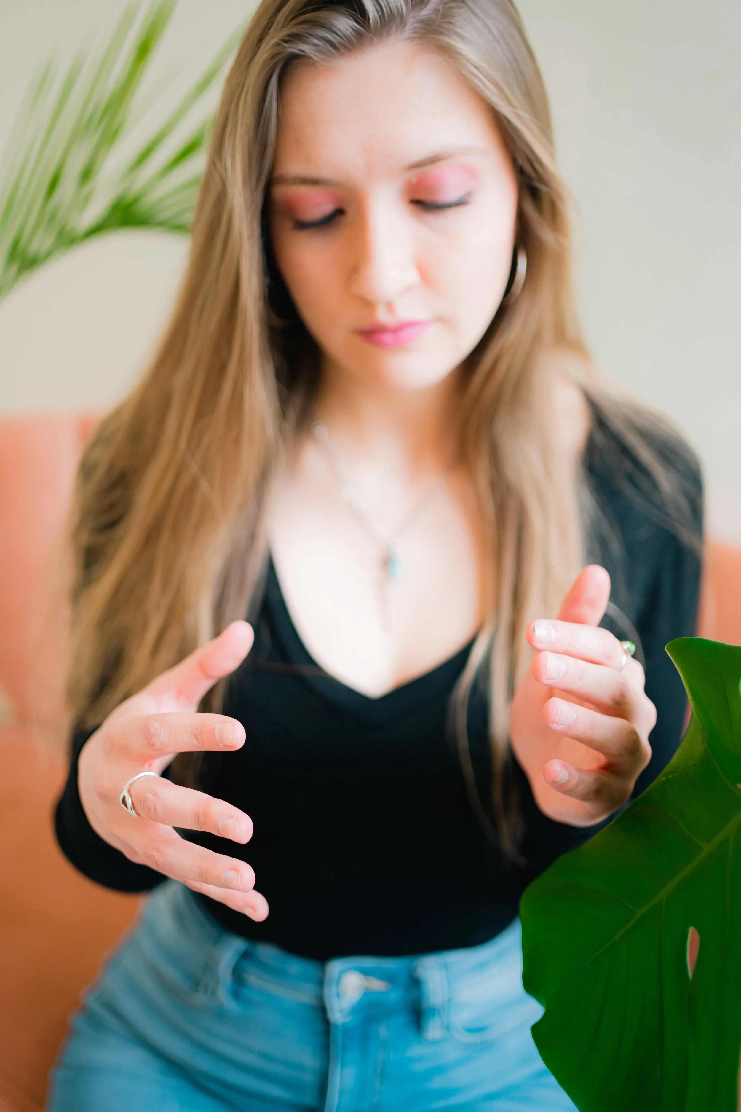 Annie Gee by Darya Sea Films-55.jpg