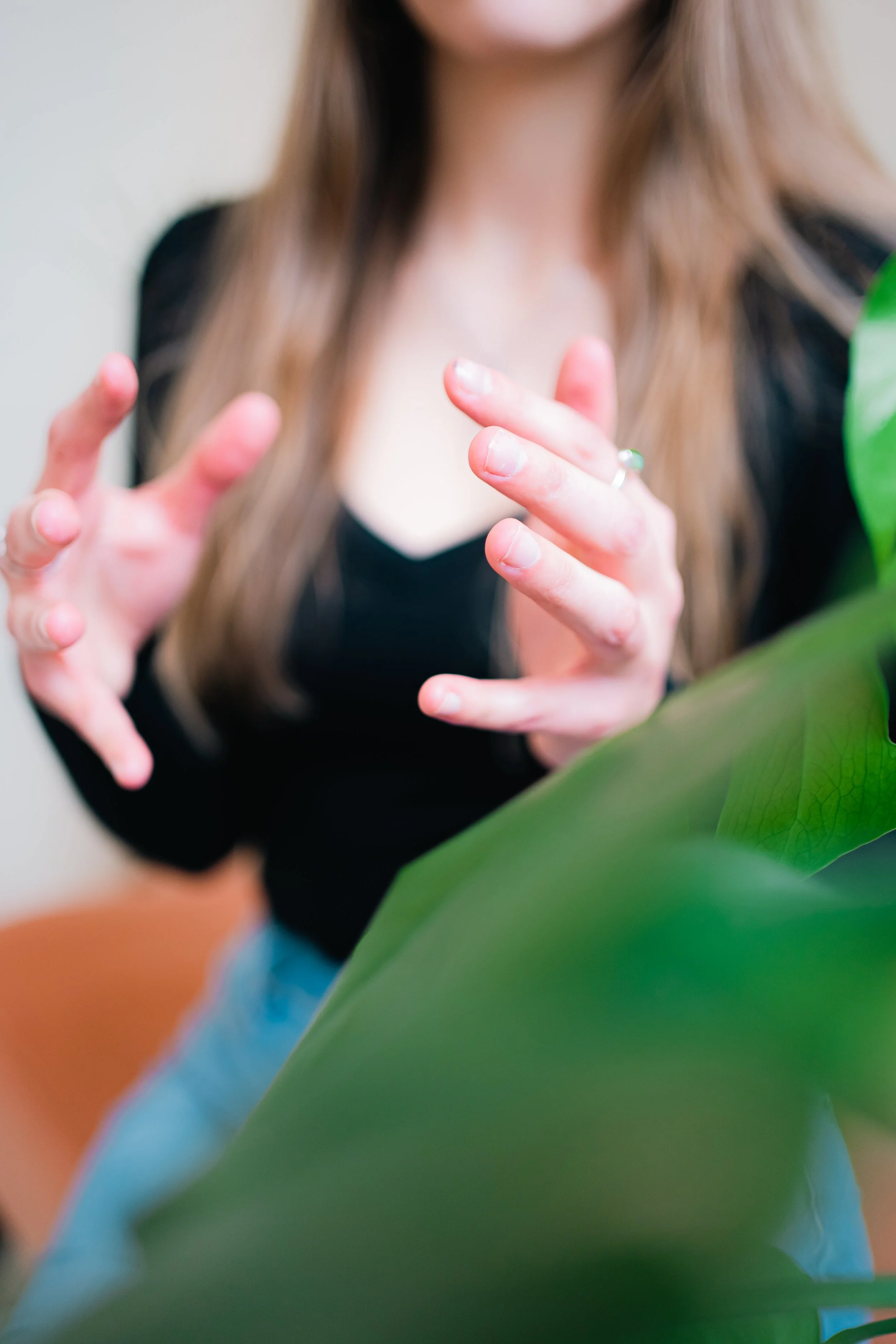 Annie Gee by Darya Sea Films-60.jpg