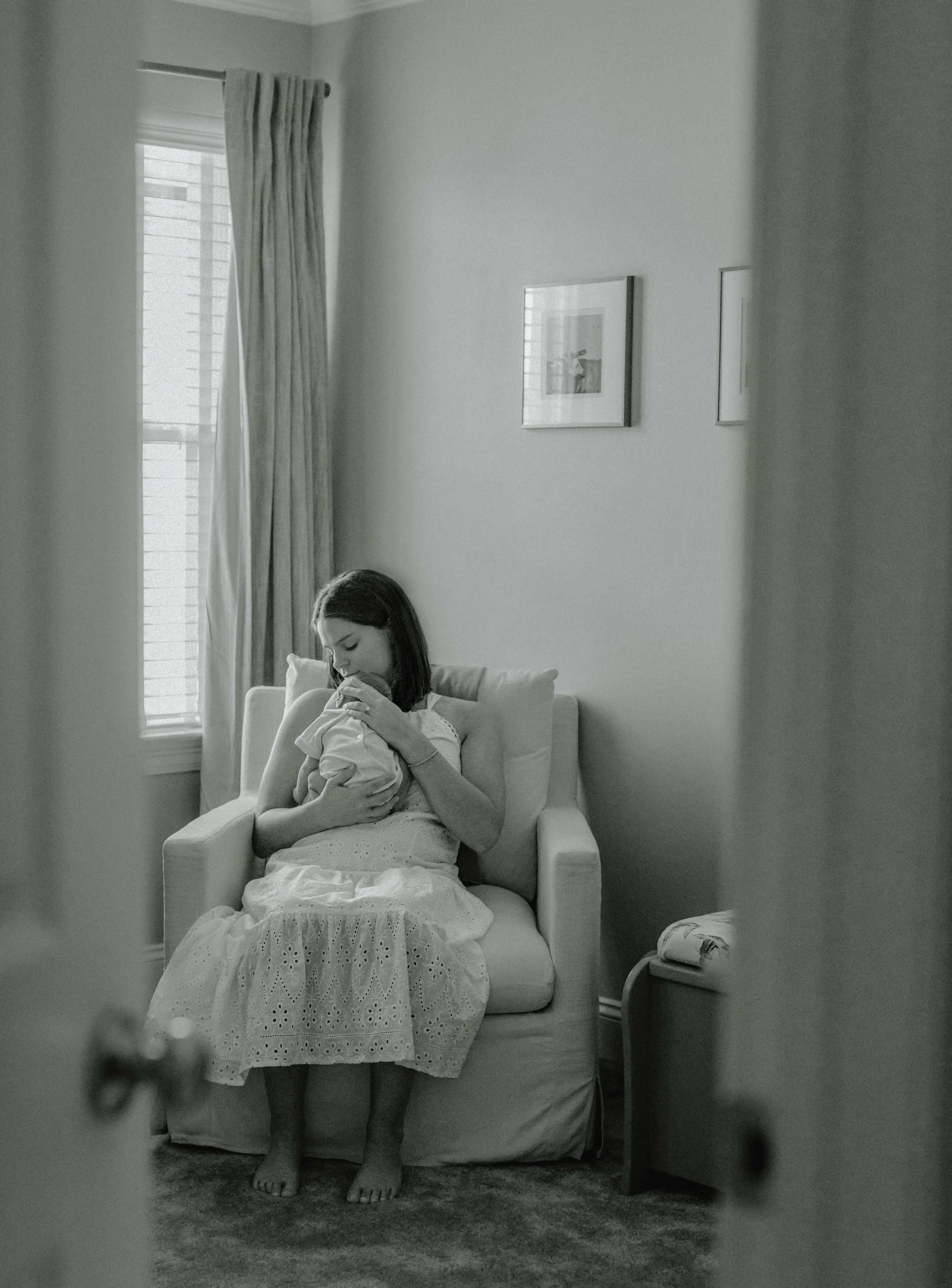 When to Take Newborn Photos | New Orleans Newborn Photographer’s Guide