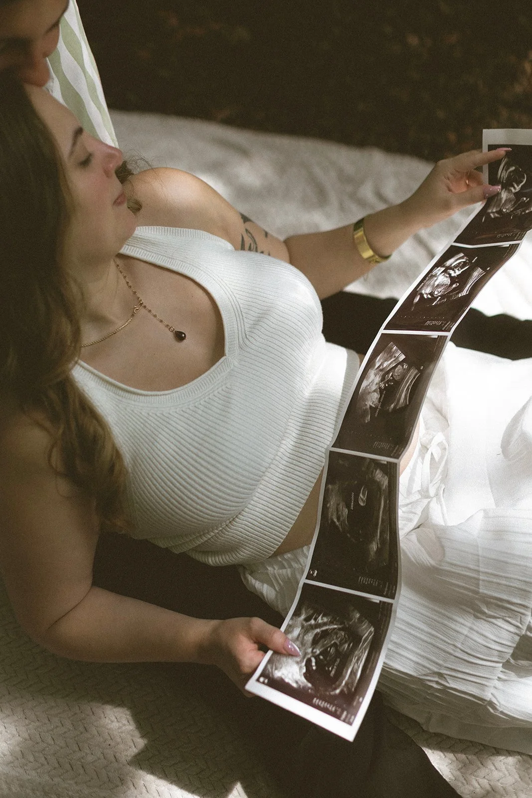 new-orleans-maternity-photographer-audubon-park-belly-detail.jpg