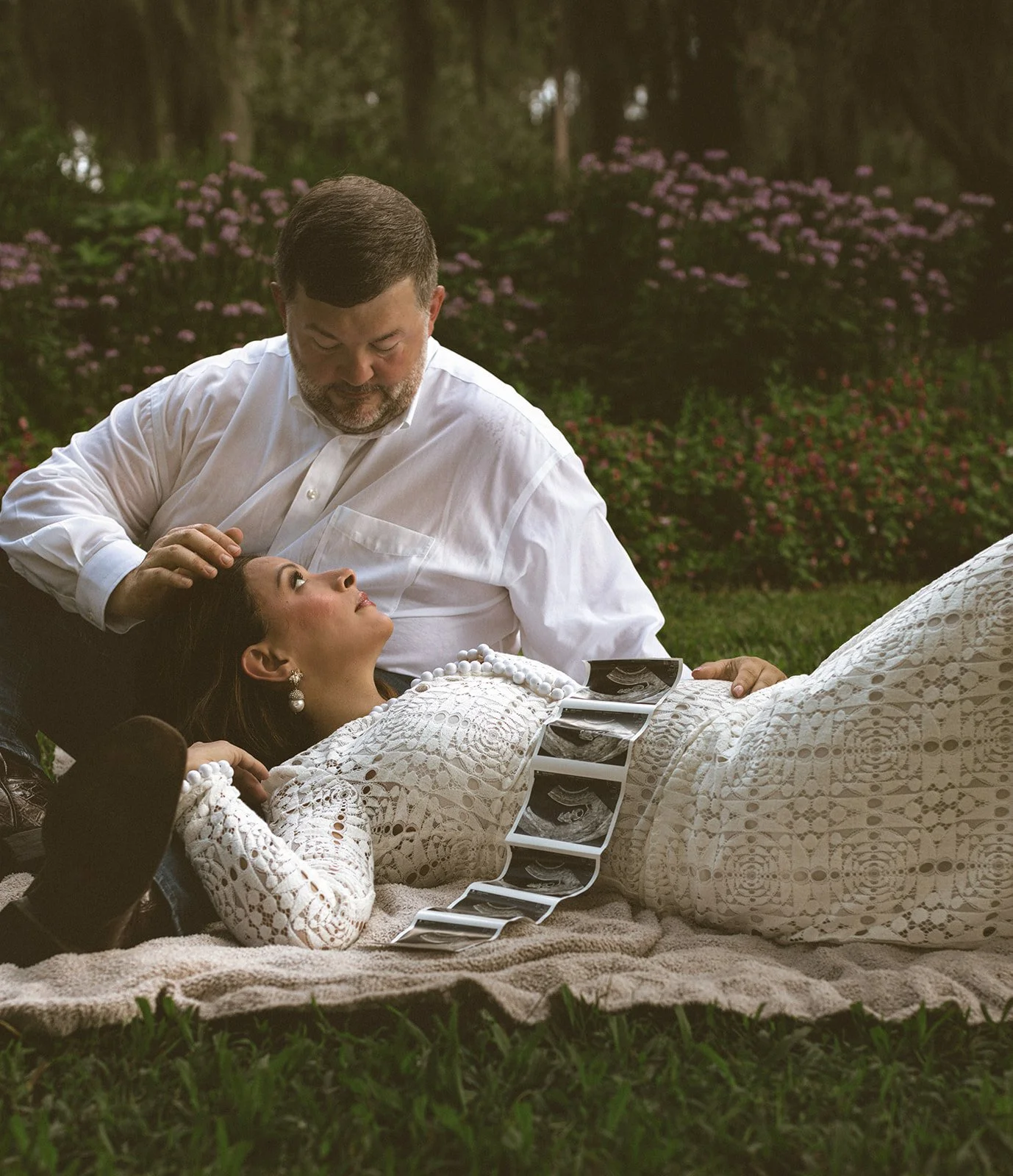 Maternity photos in City Park New Orleans