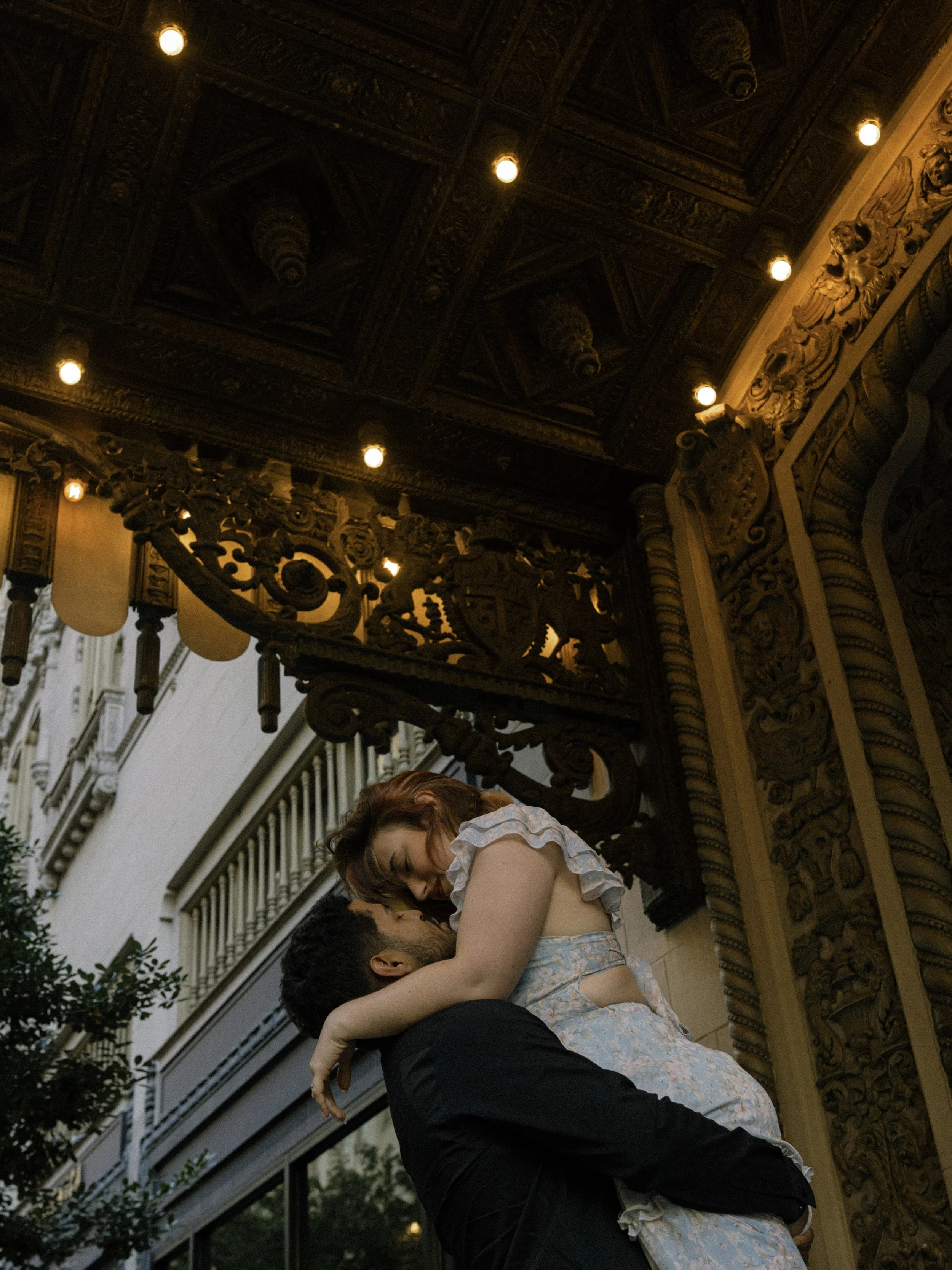 Cinematic couple photos in front of the hotel Roosevelt. 