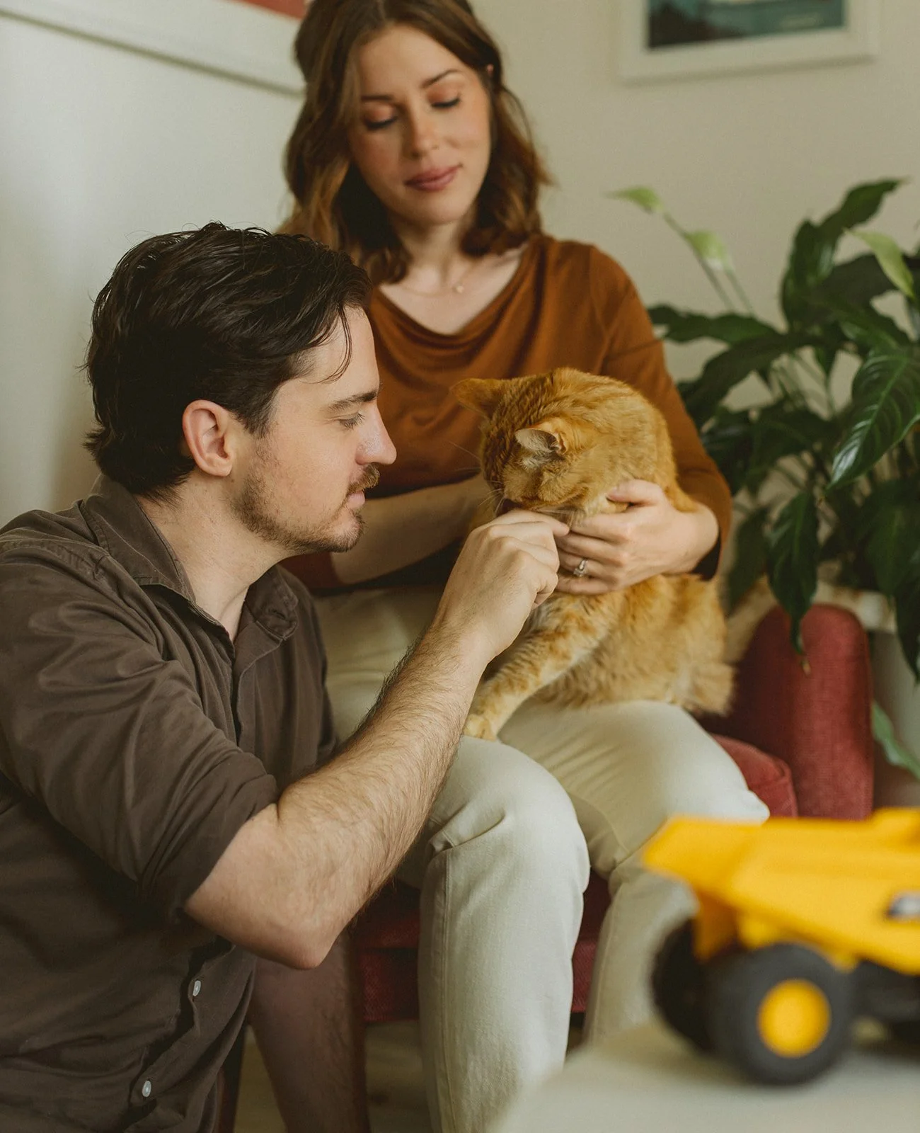 New Orleans pet photography with family of four.