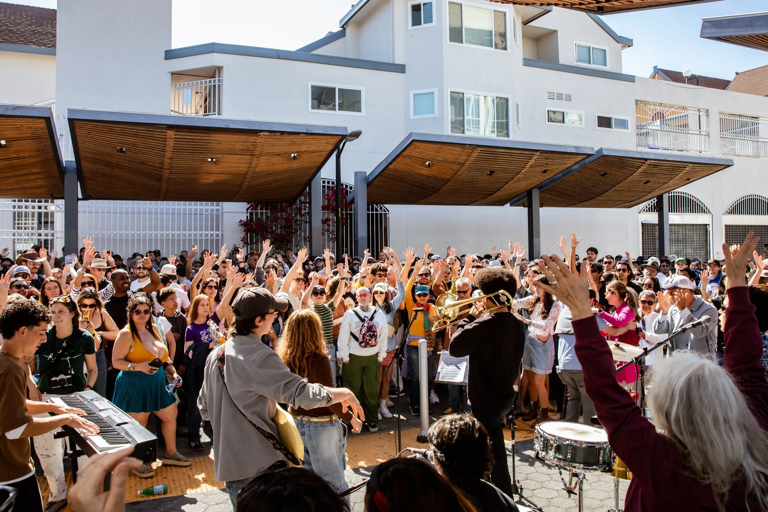 Copy of sfporchfest_@sabrinapoei_05.30.2026_089.jpg